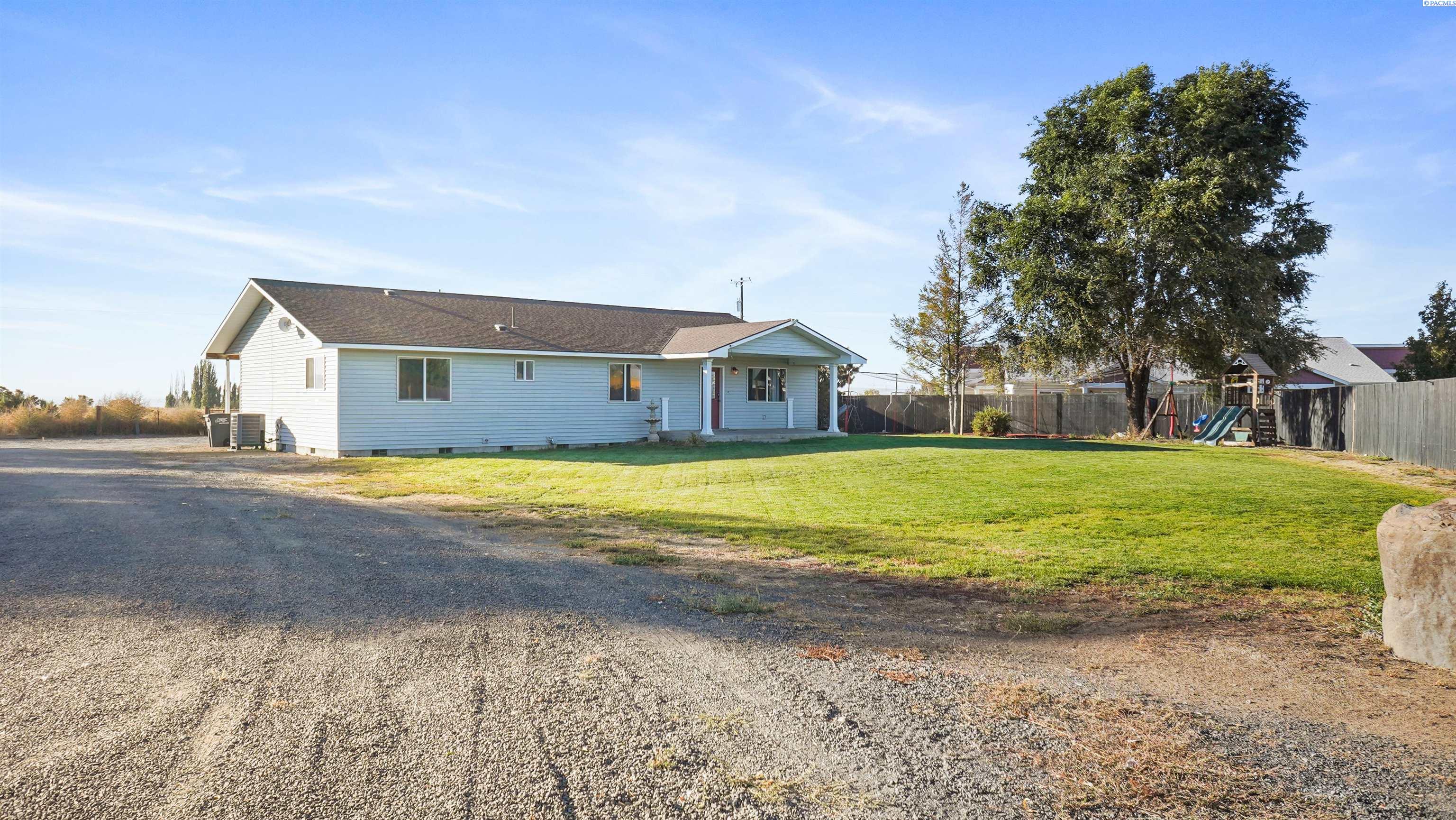 2220 W Sielaff Lane