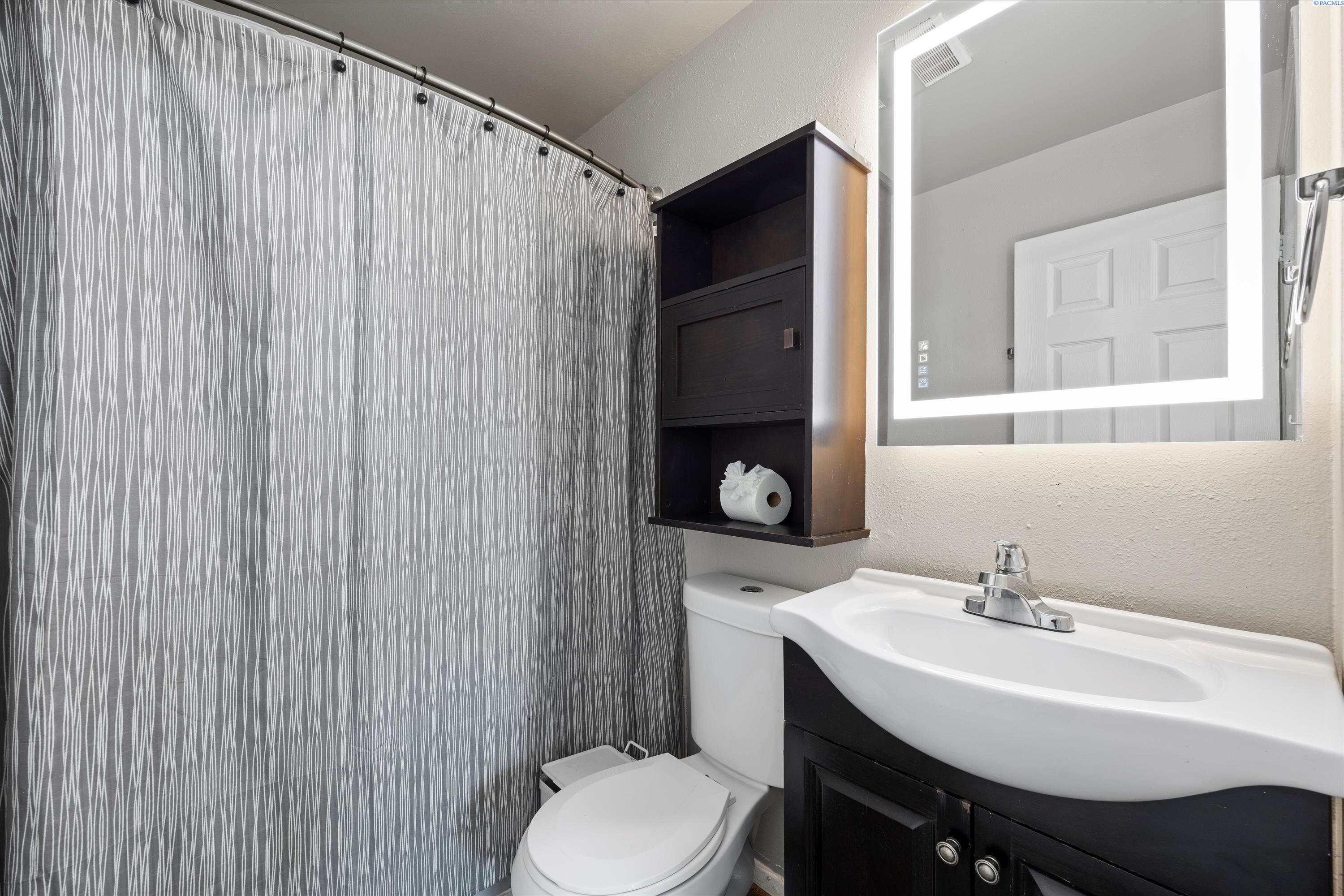 2018 W Fourth Ave