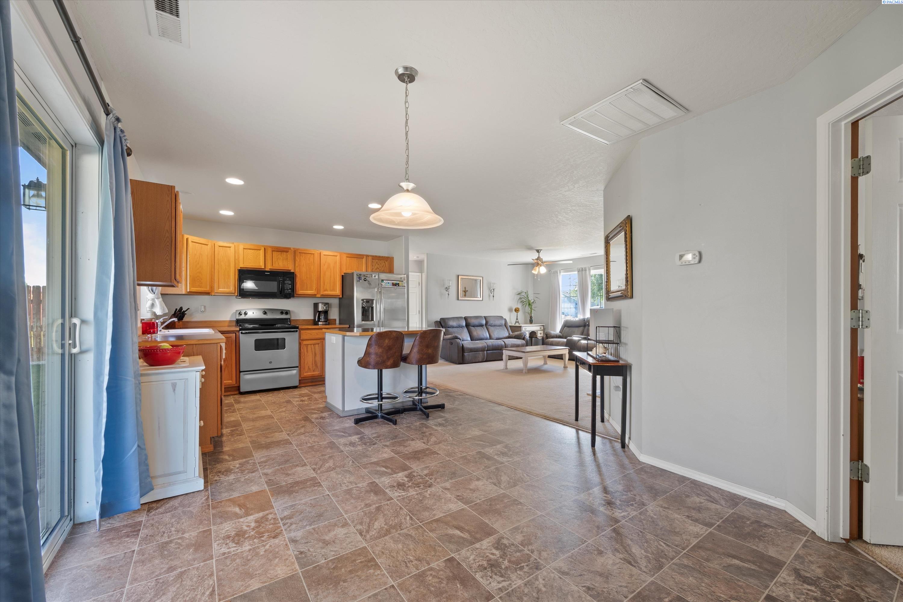919 N Beech