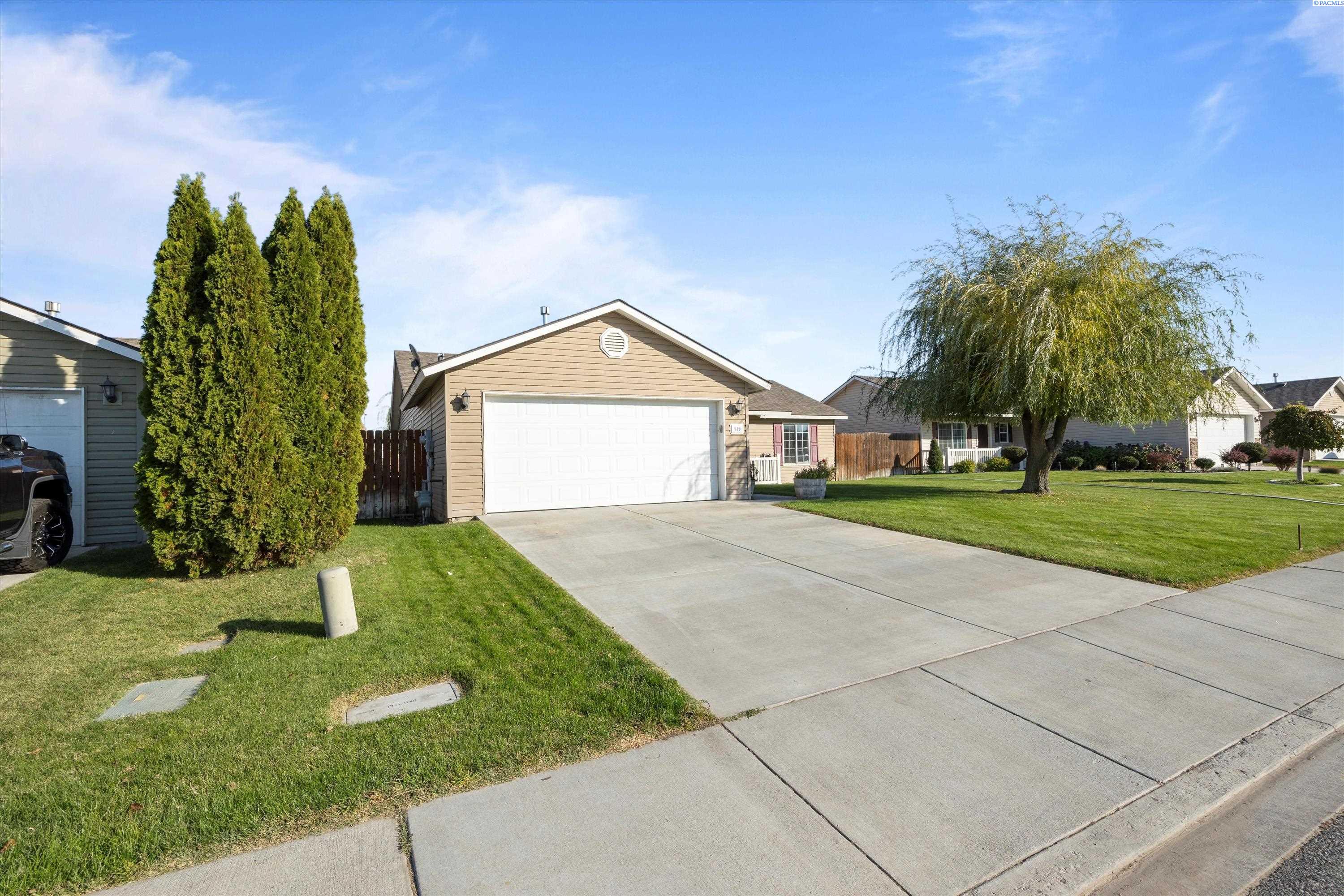 919 N Beech