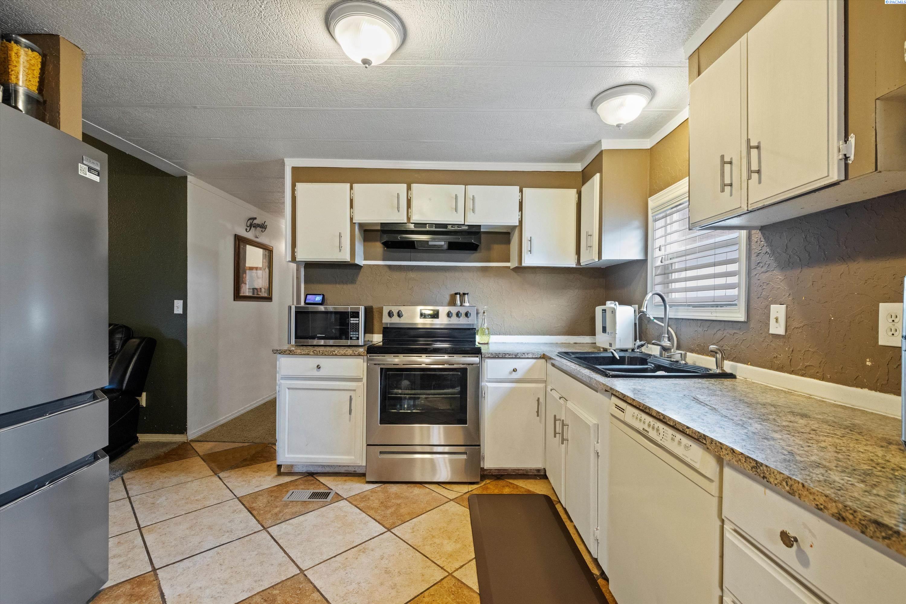 1724 W 45th Ave Unit: A60
