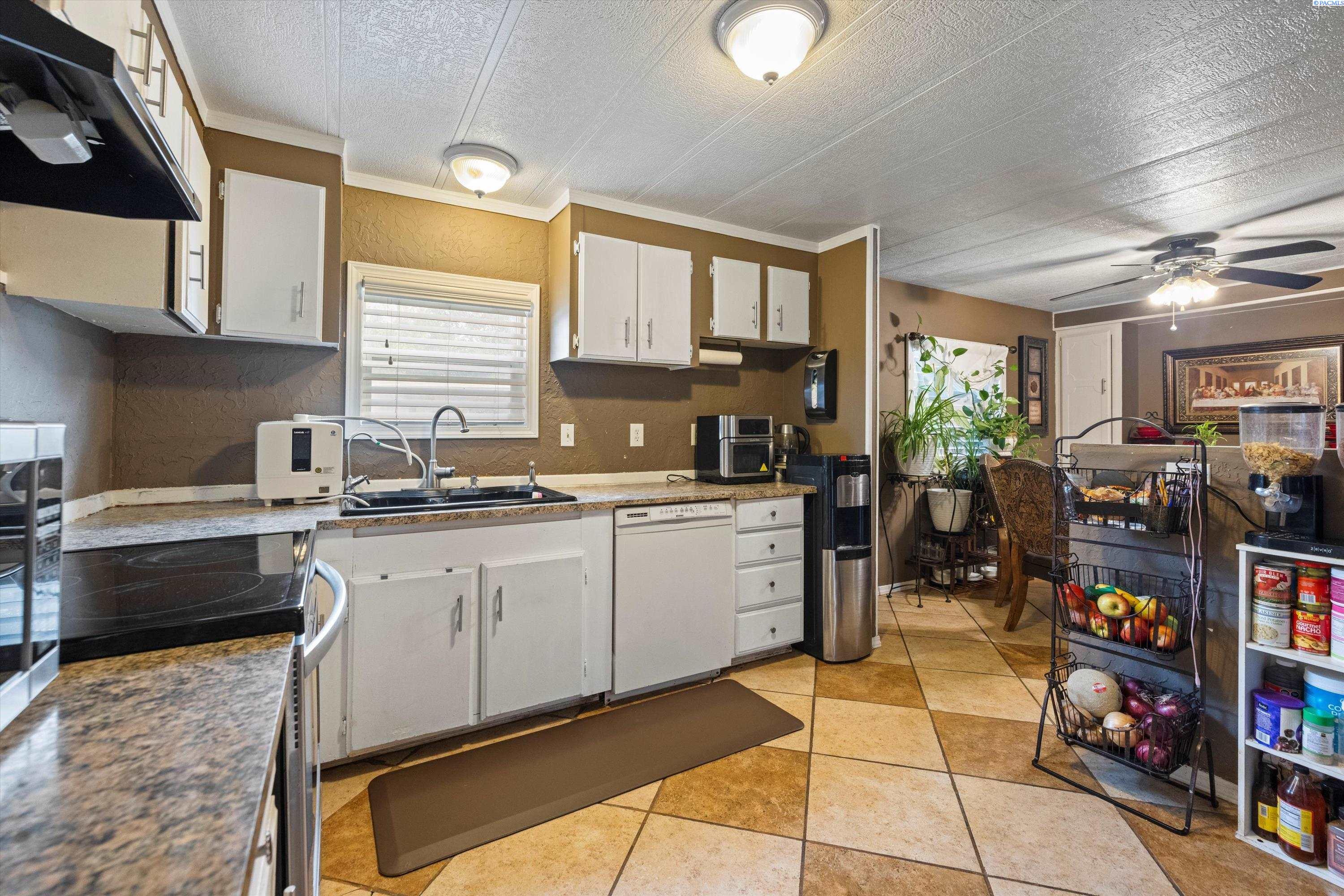 1724 W 45th Ave Unit: A60