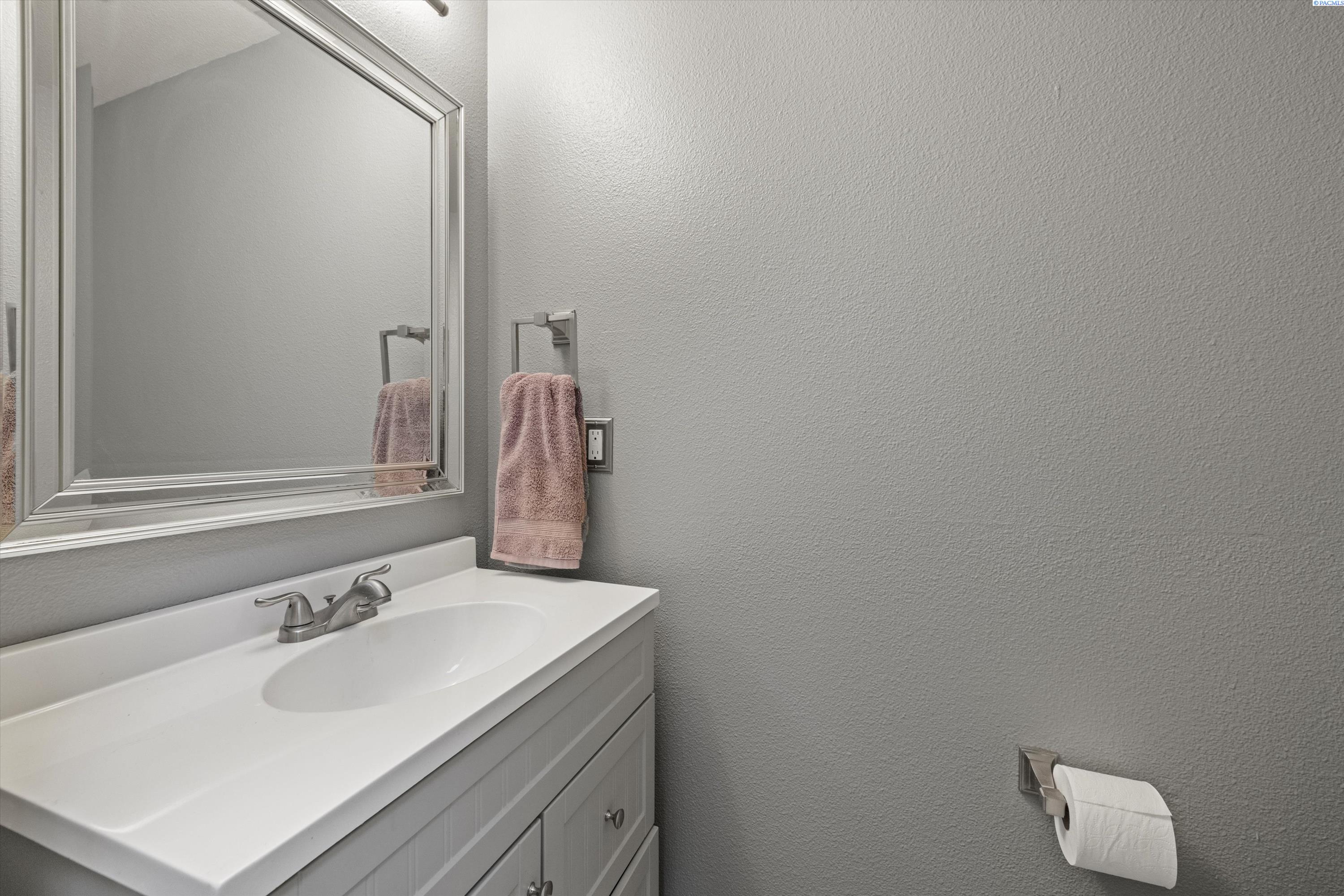 7612 Galiano Dr.