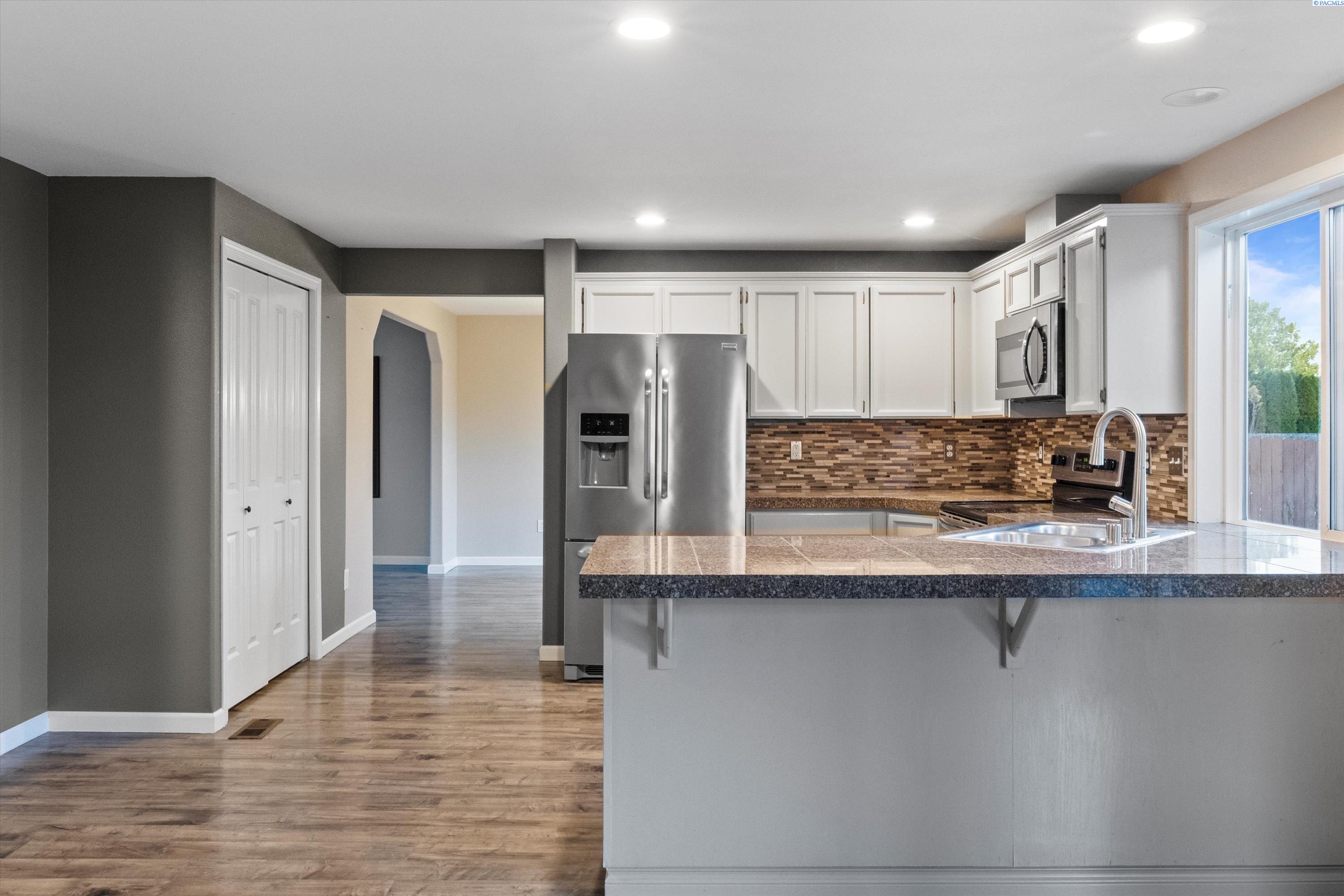 7612 Galiano Dr.