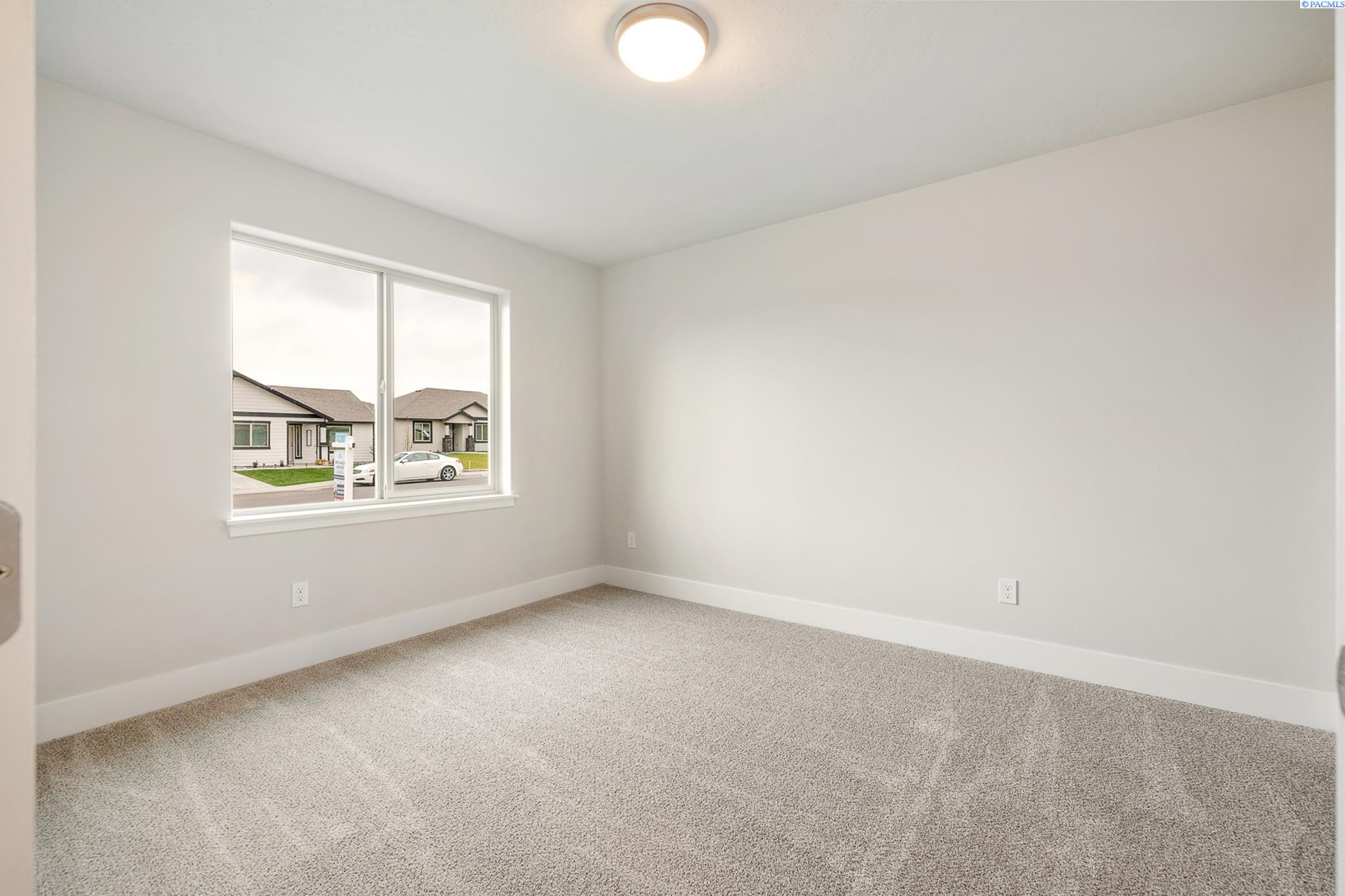 10702 Kokanee Dr