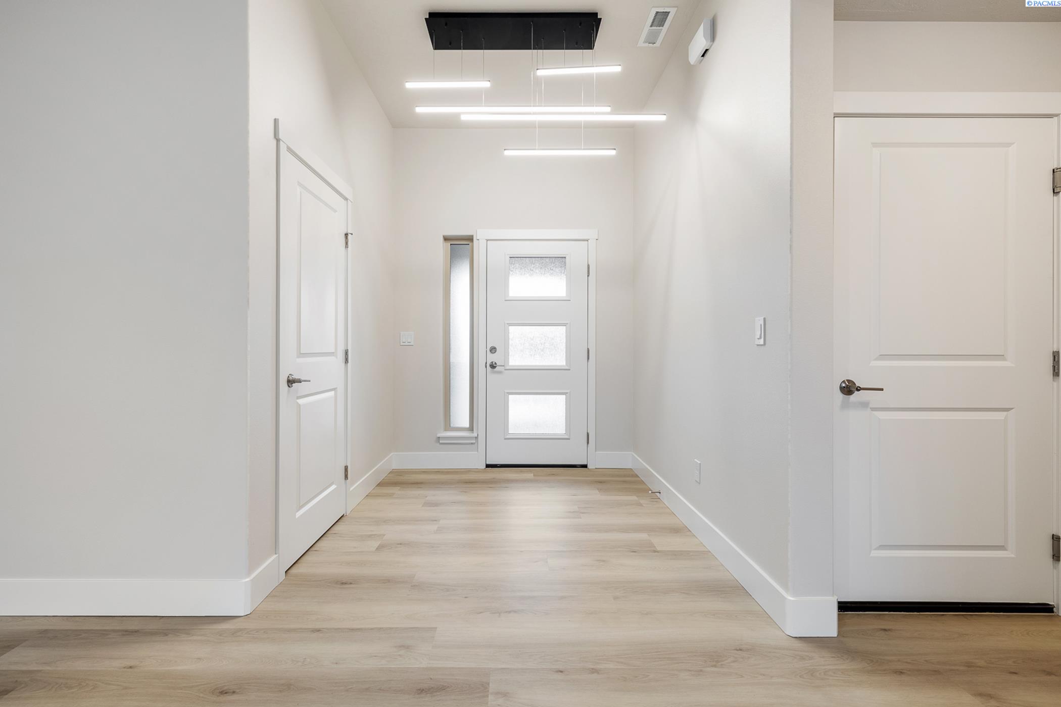 10702 Kokanee Dr