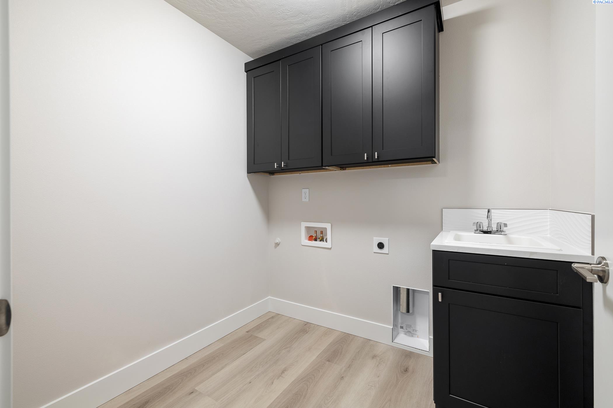 10702 Kokanee Dr