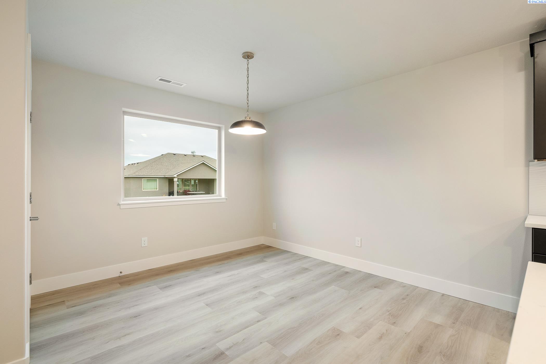 10702 Kokanee Dr