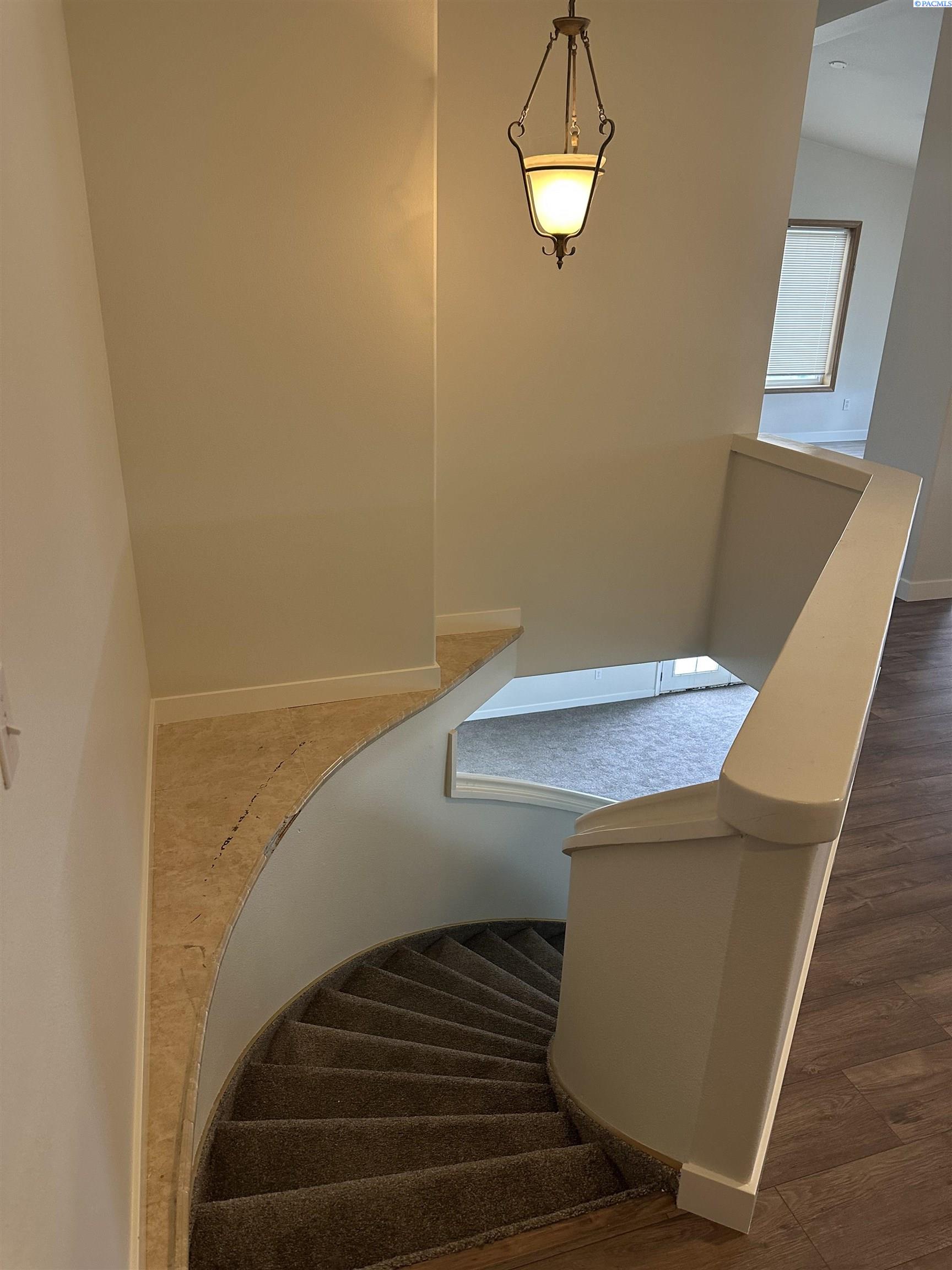 606 S Huntington Place