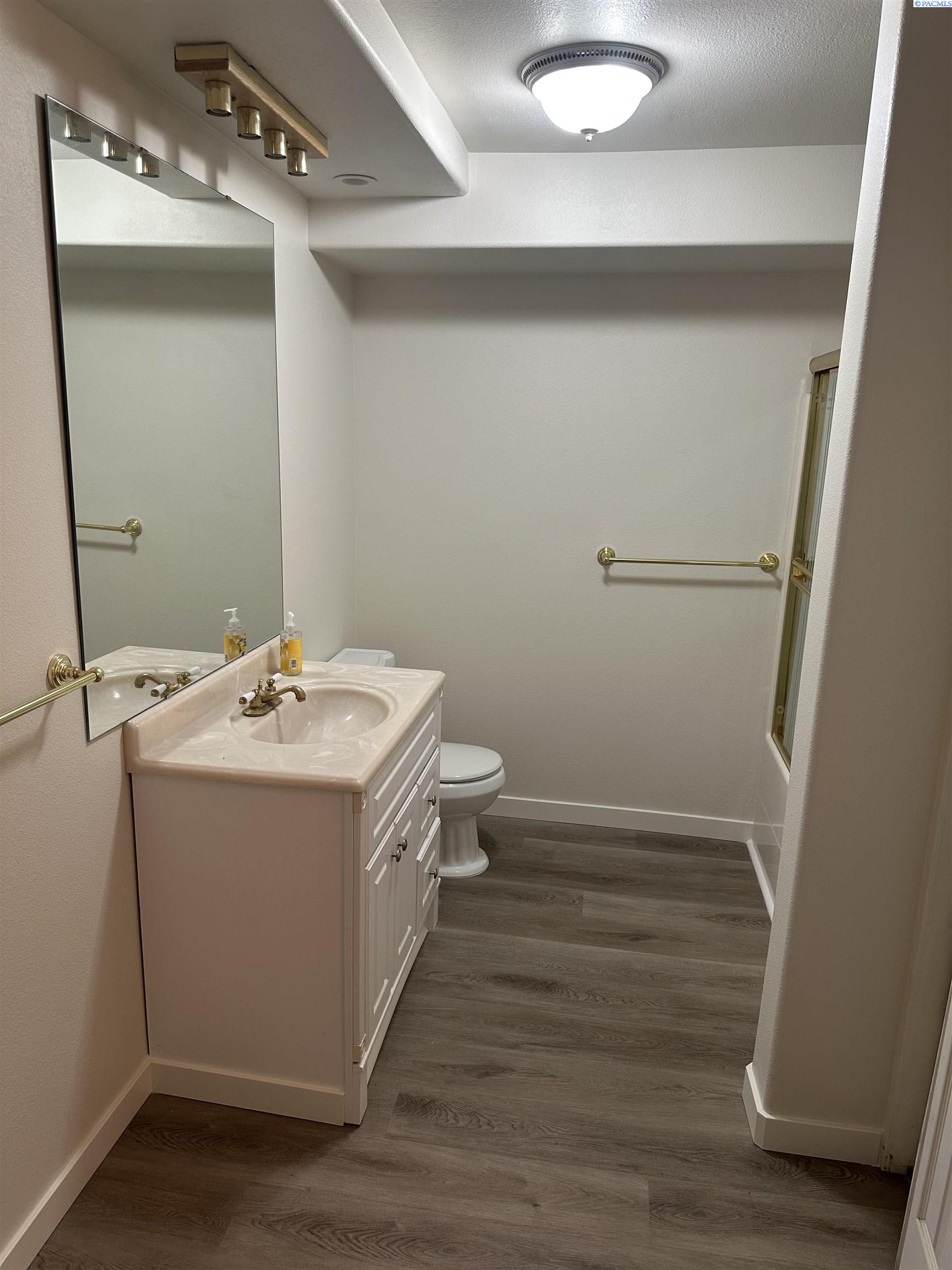 606 S Huntington Place