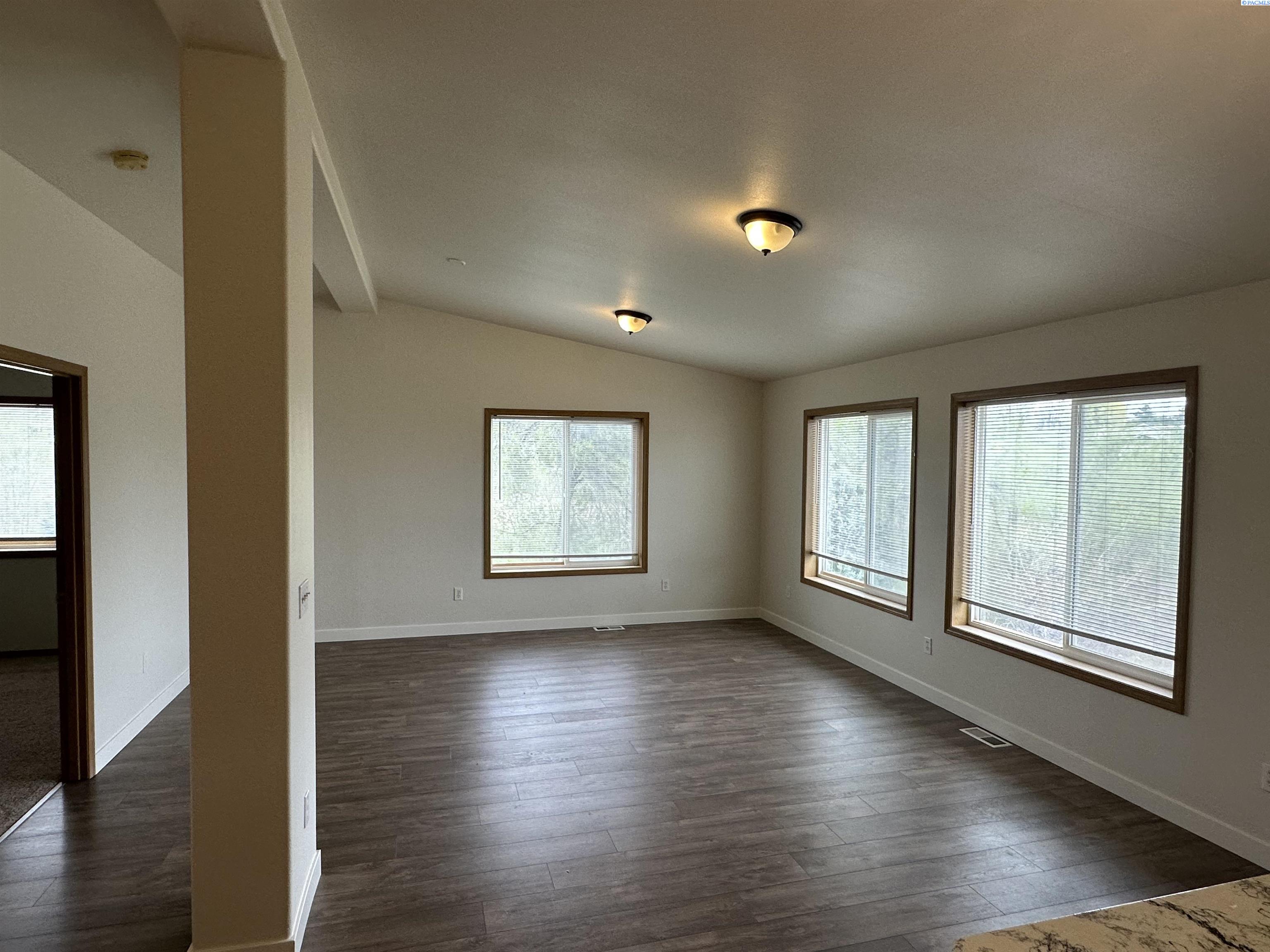 606 S Huntington Place