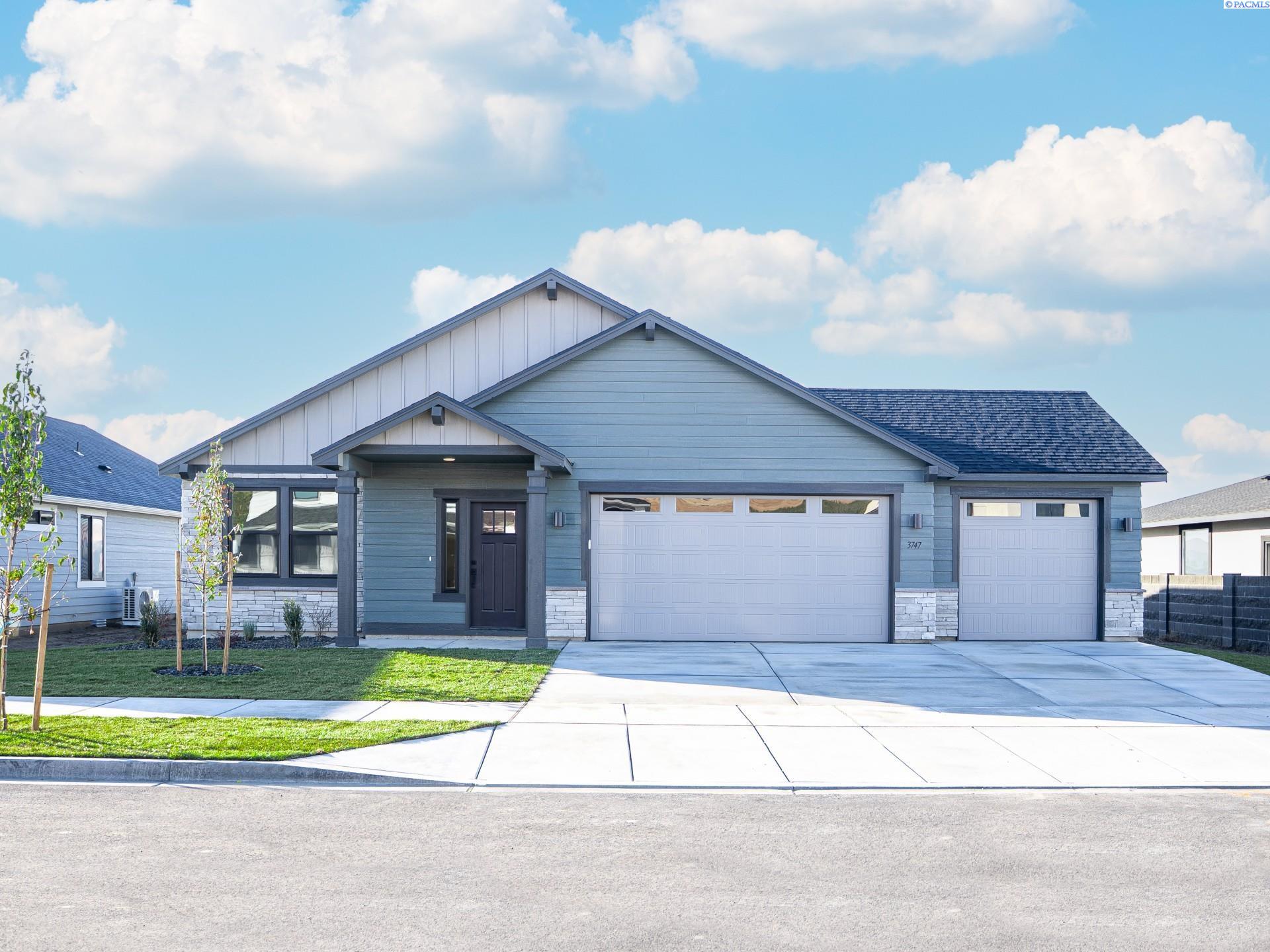 3747 Highview St.