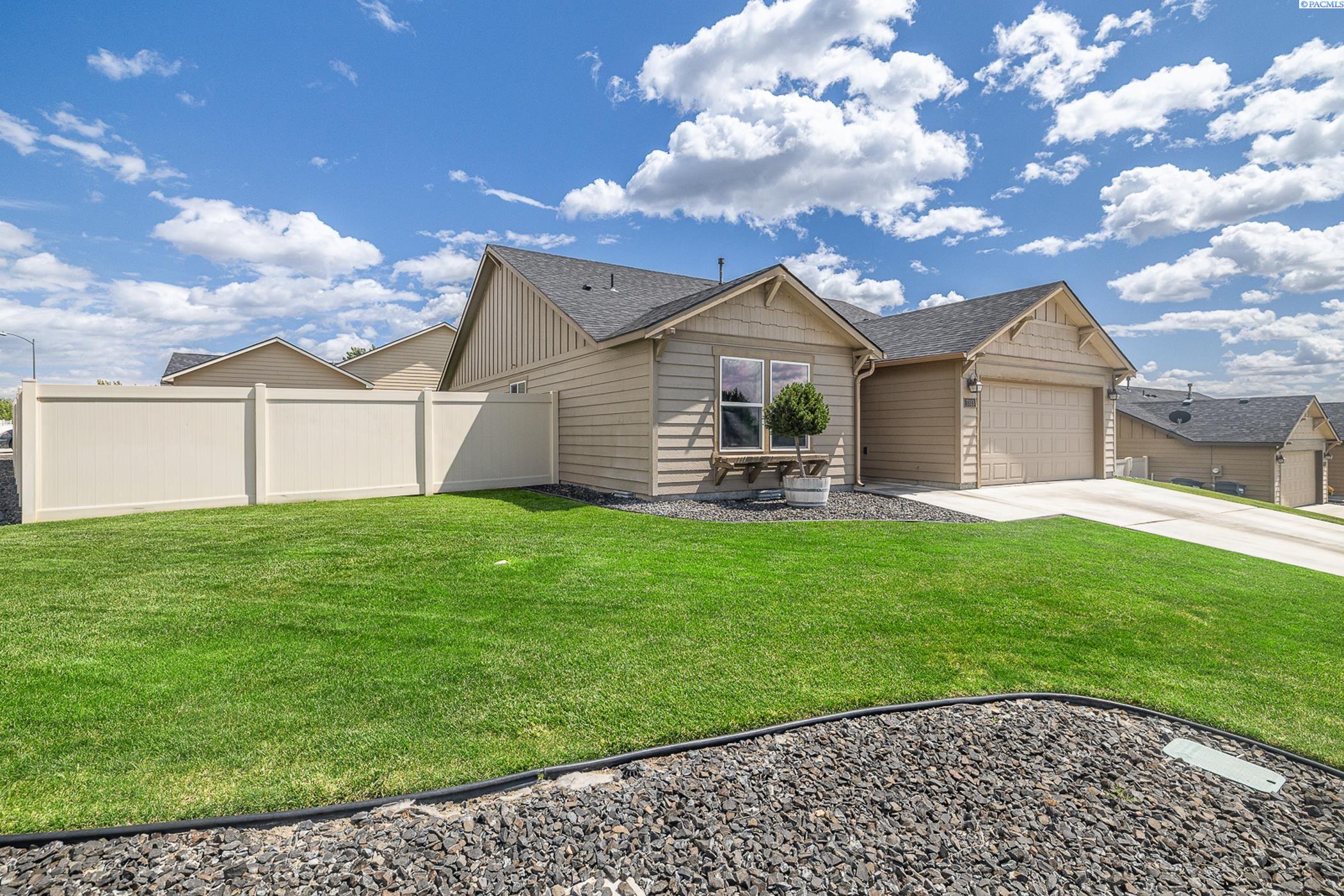 3313 Aqueduct Lane