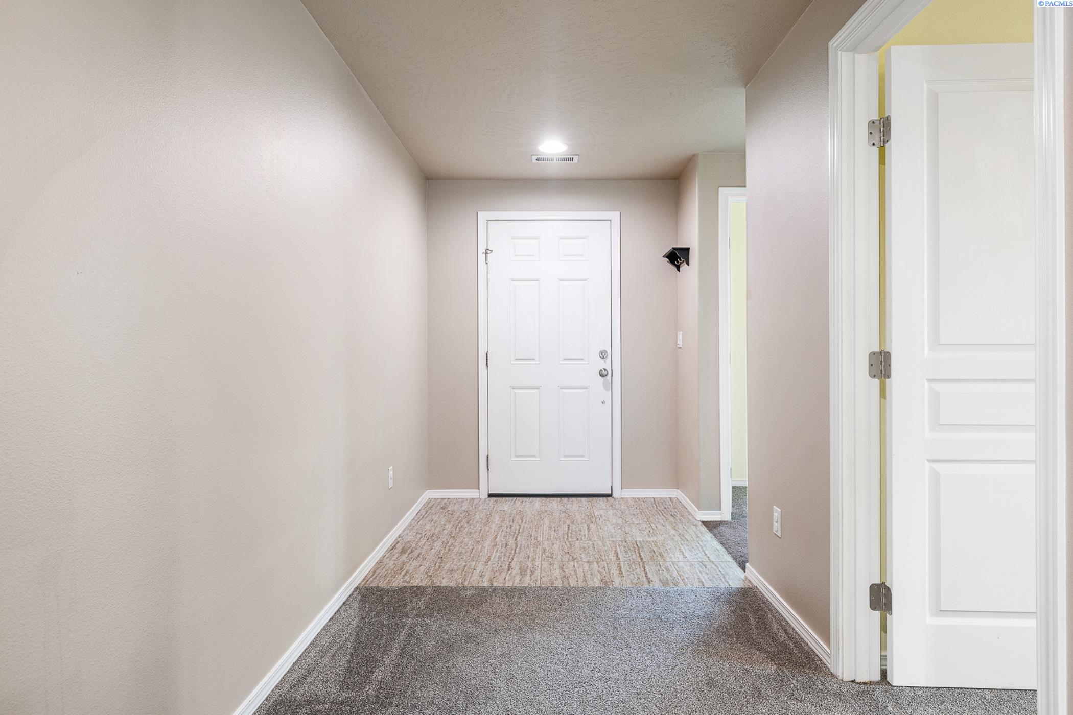3313 Aqueduct Lane
