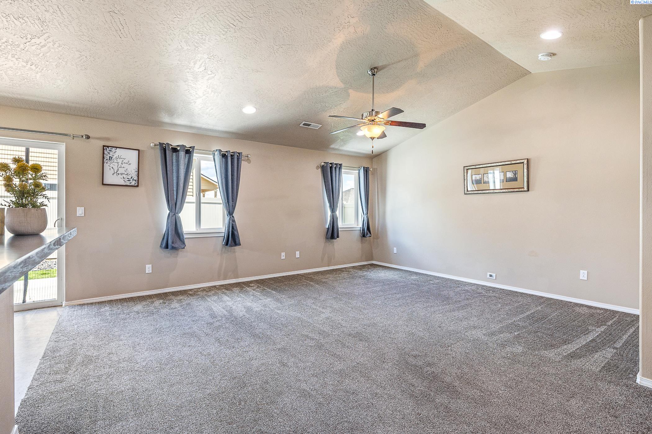 3313 Aqueduct Lane