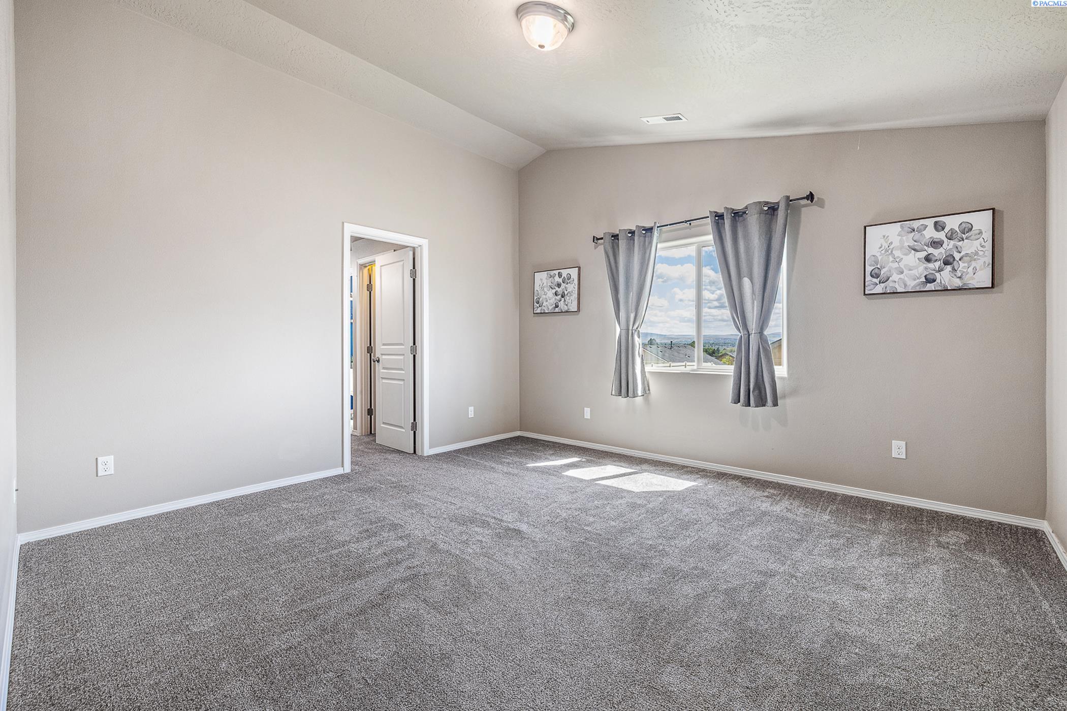 3313 Aqueduct Lane
