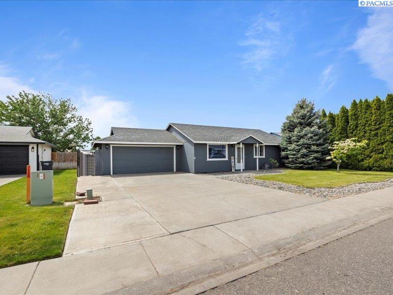 4811 Holly Way