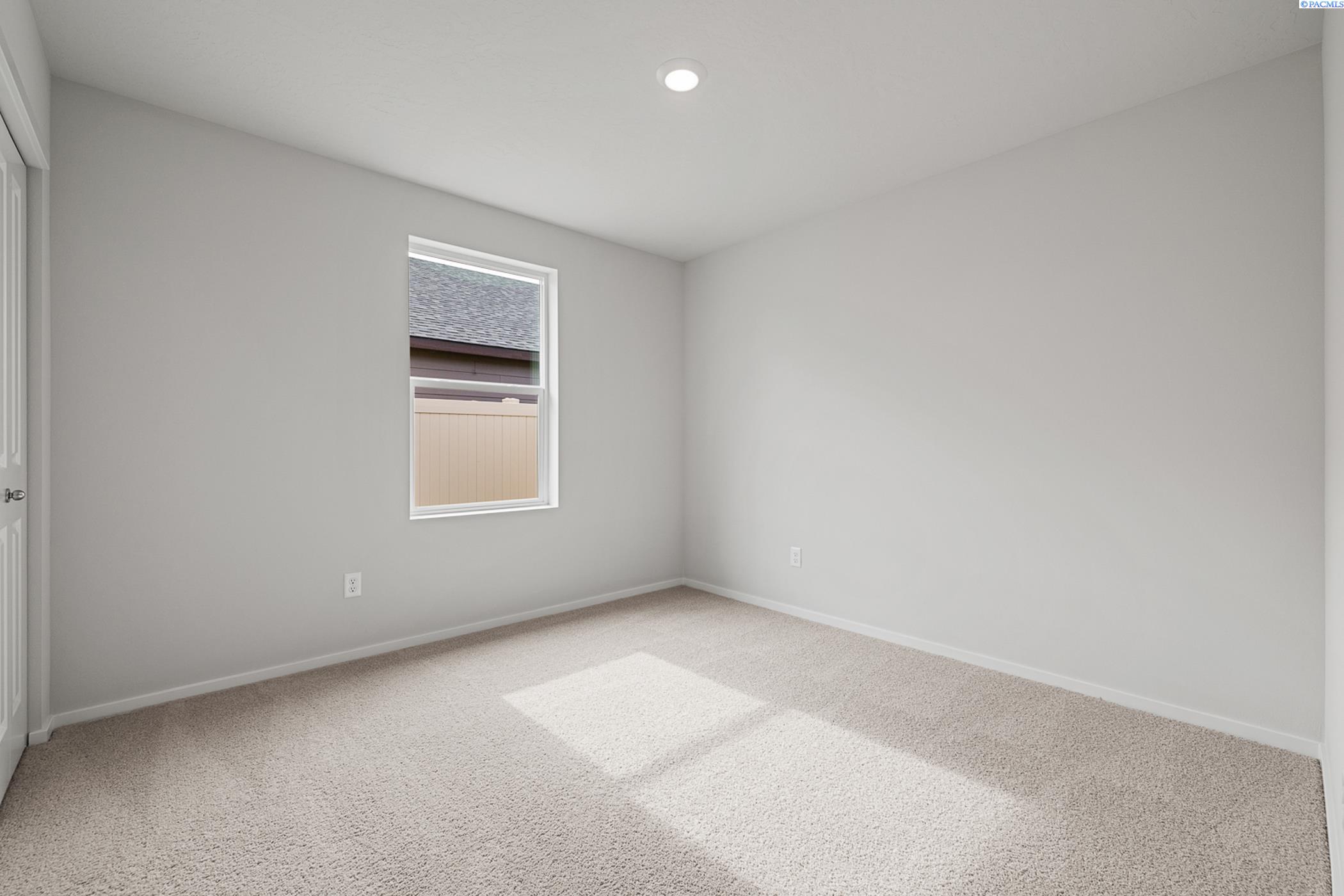 11313 Dunsmuir