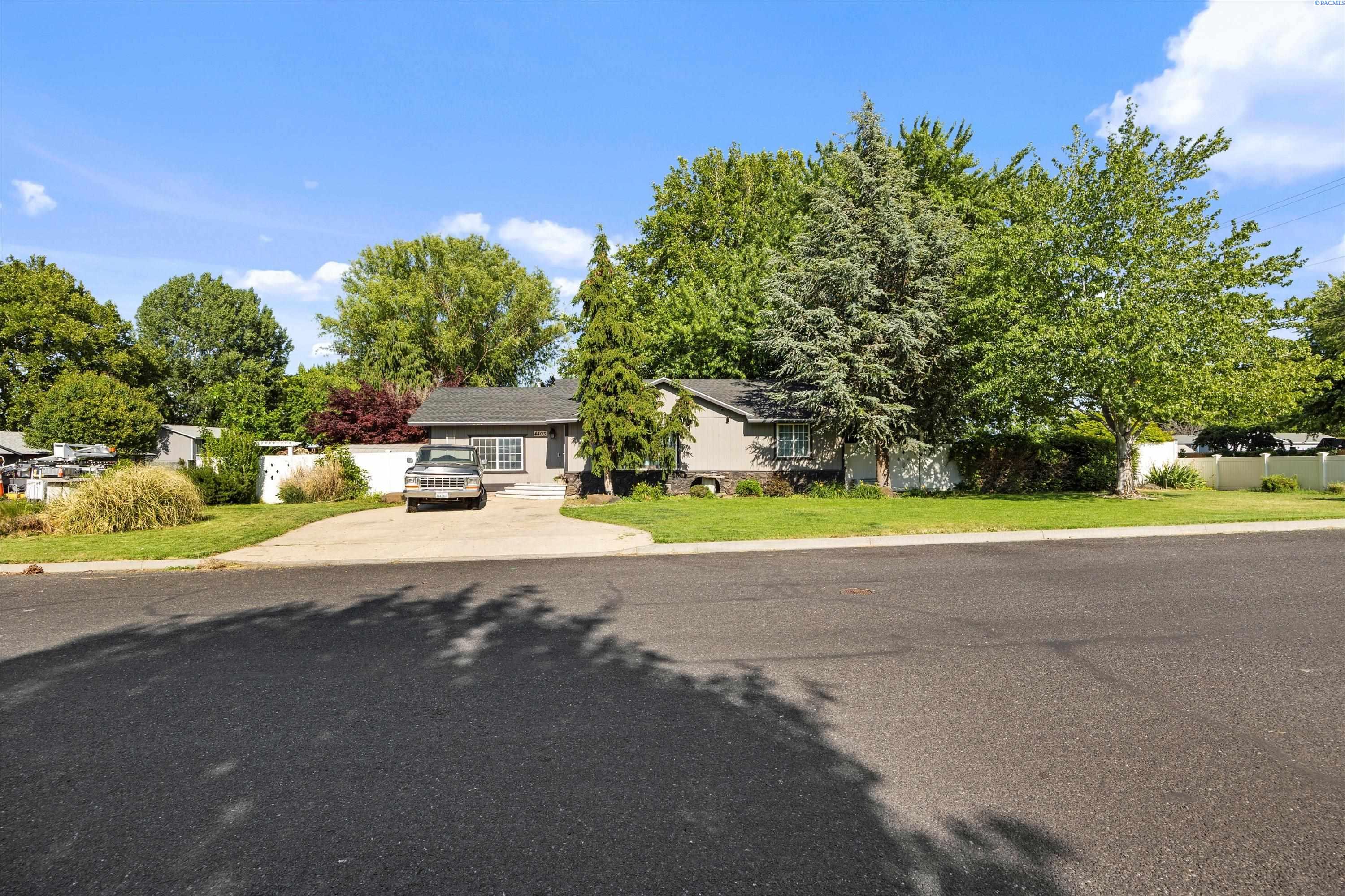 4403 S Ione St.