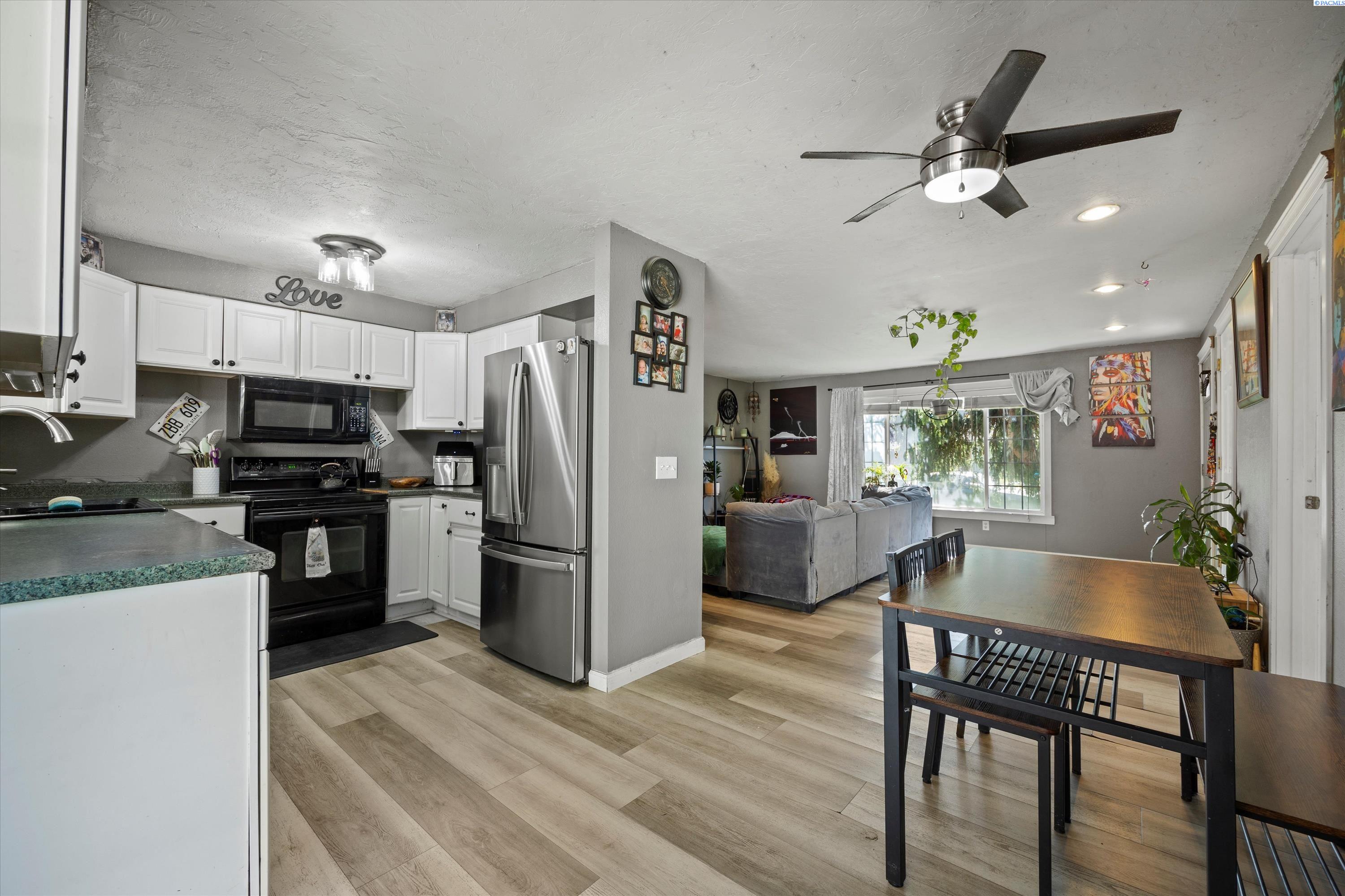 4403 S Ione St.