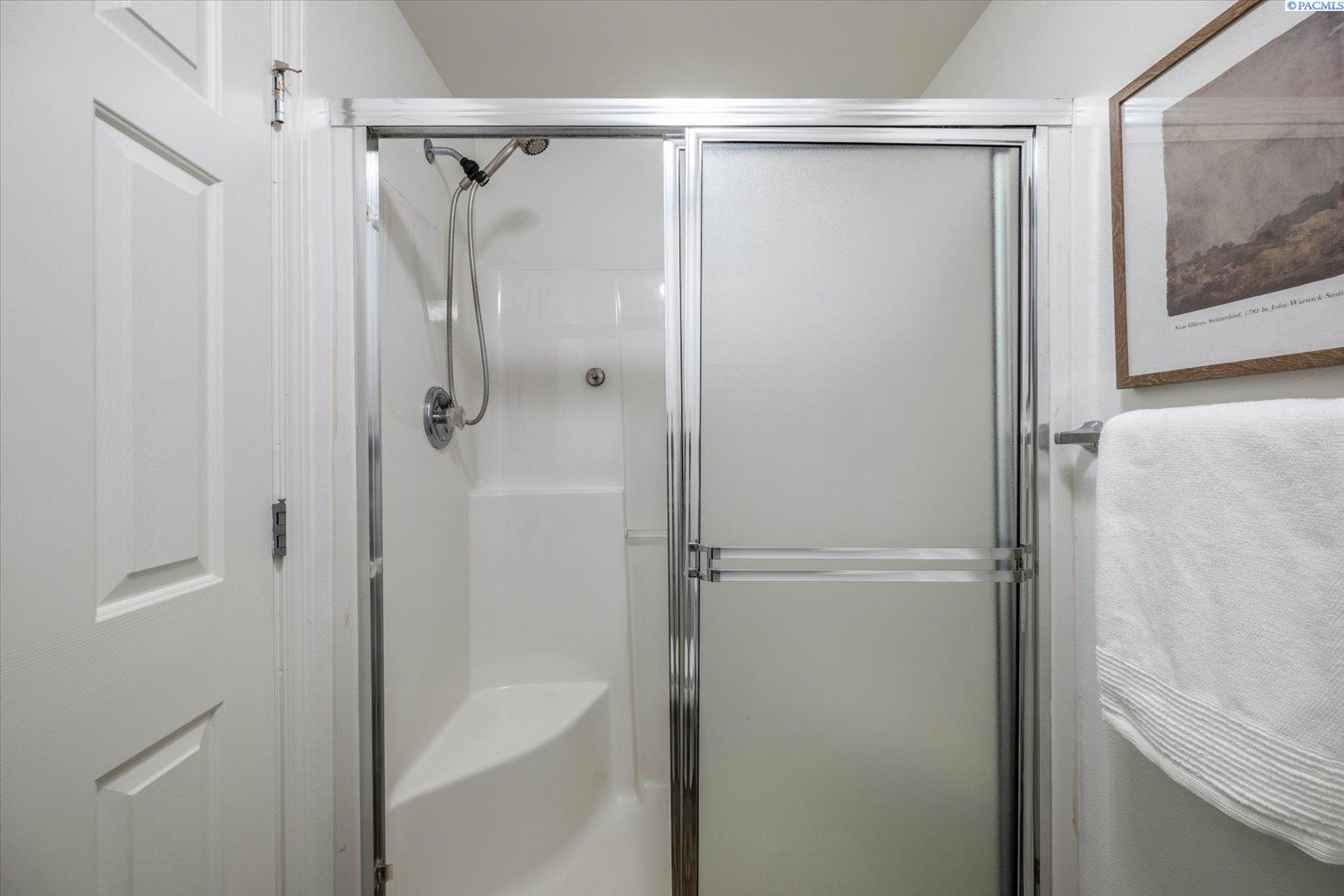 1713 W 39th