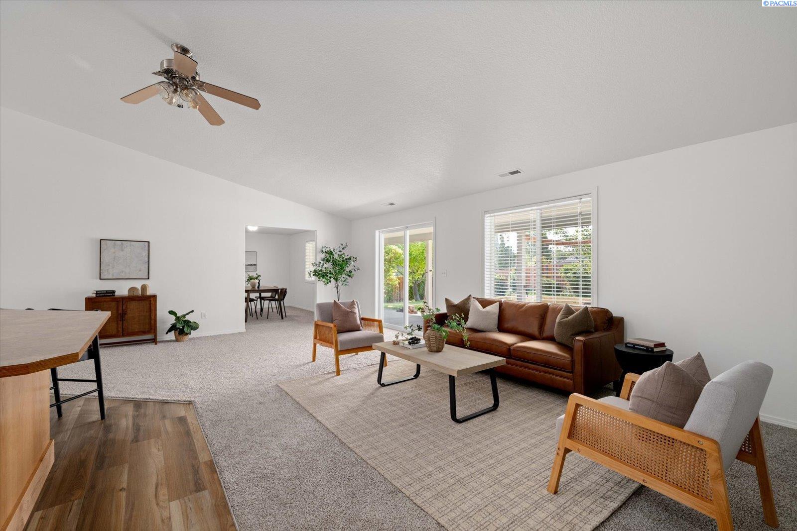 1713 W 39th