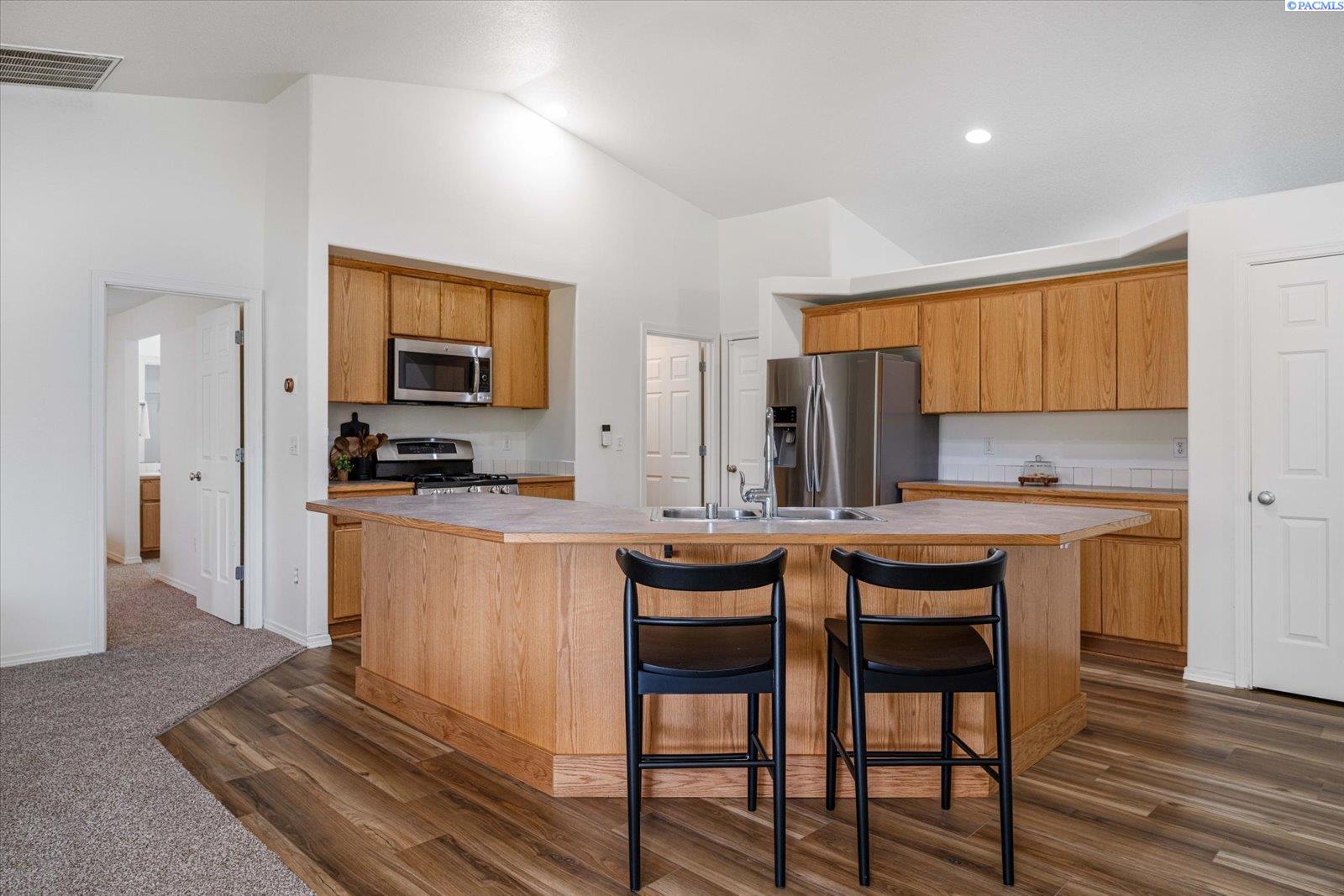 1713 W 39th