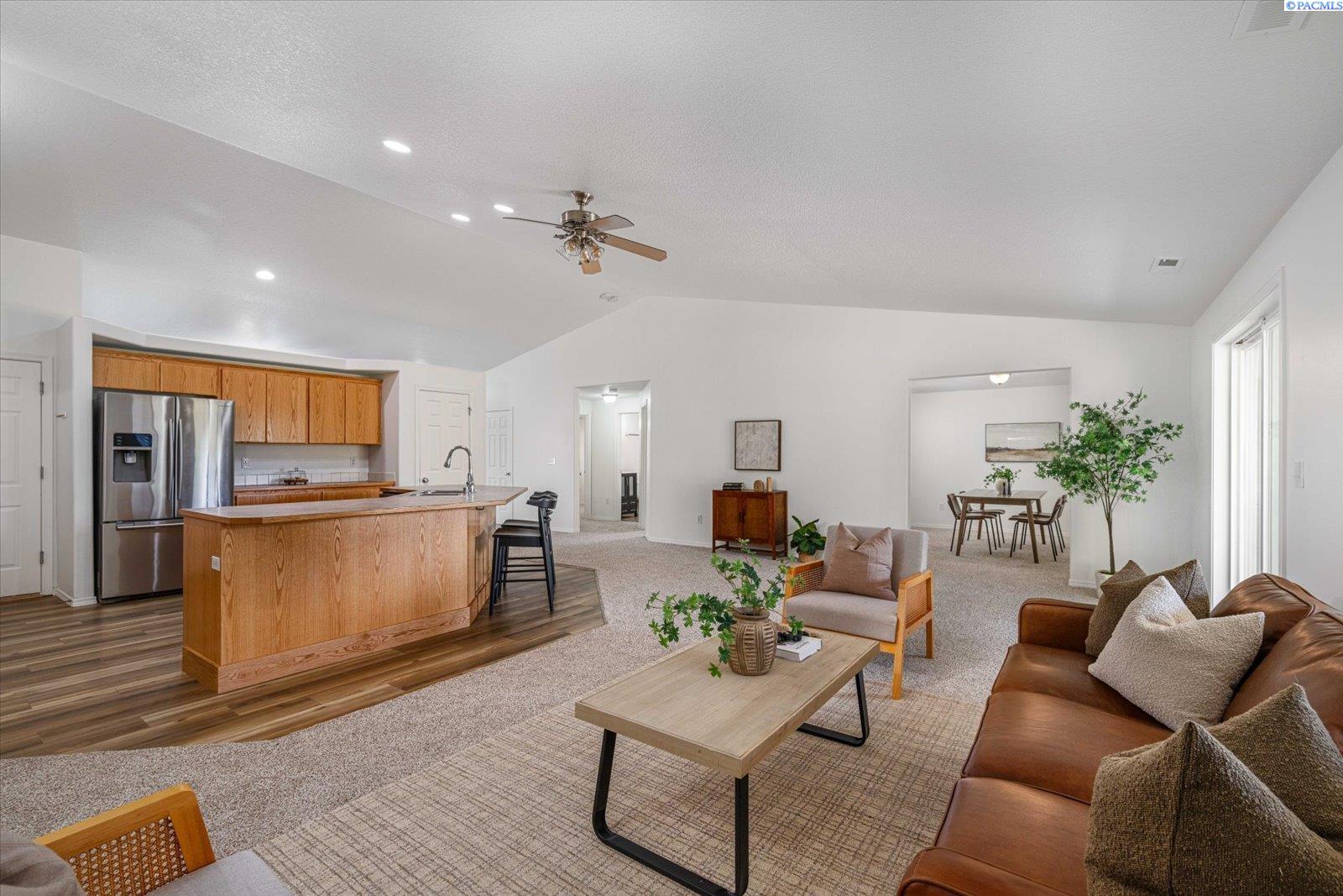 1713 W 39th