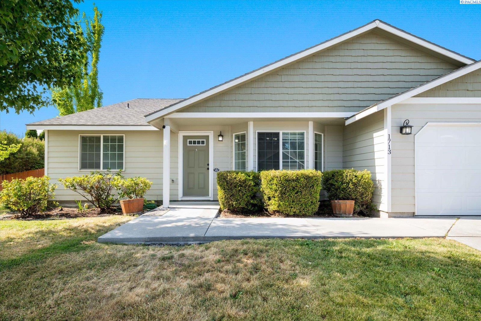 1713 W 39th