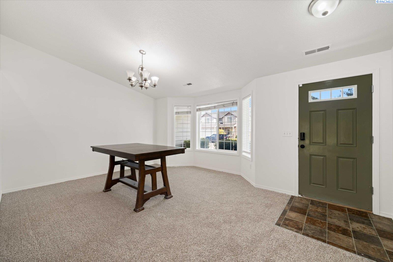 1713 W 39th