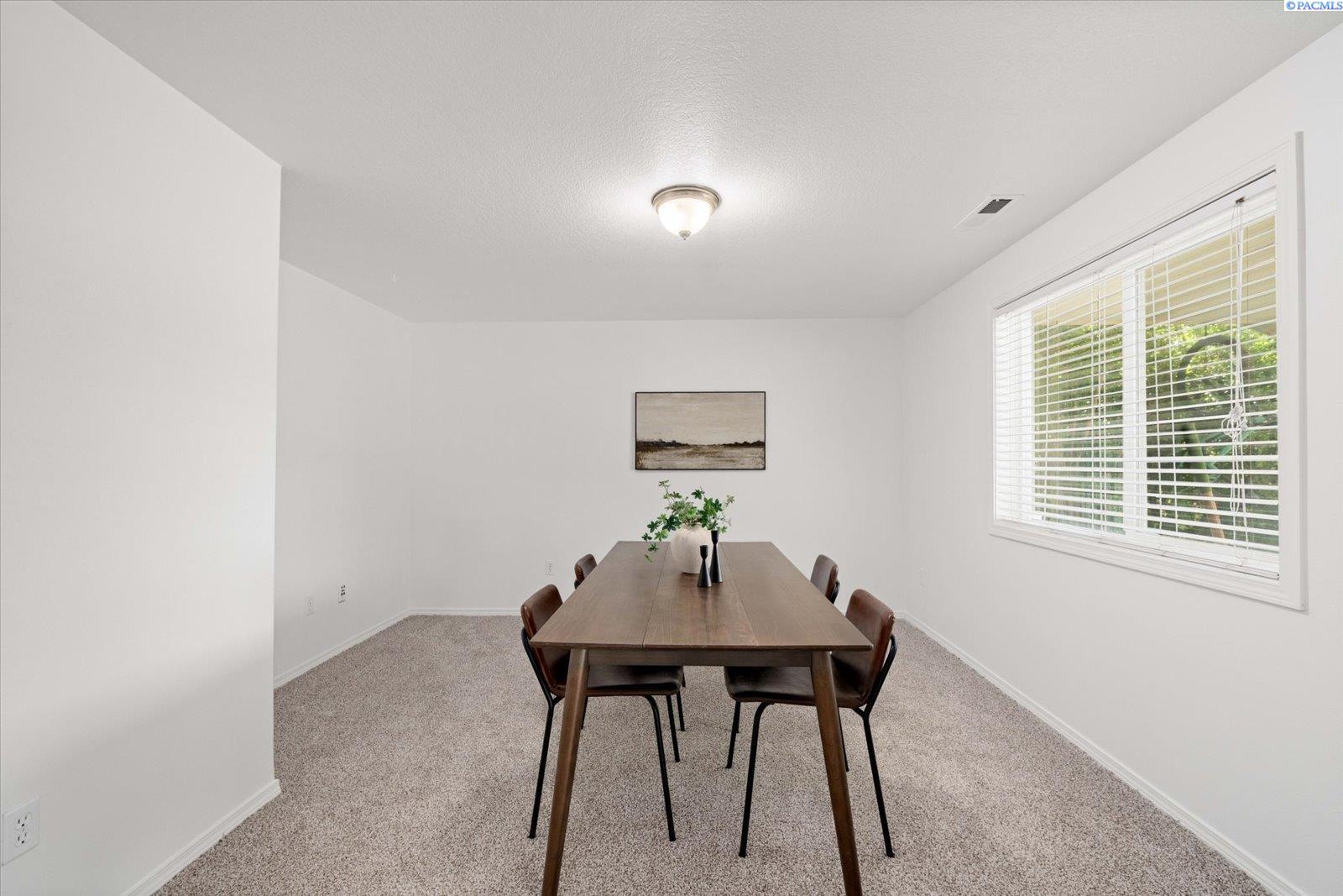 1713 W 39th