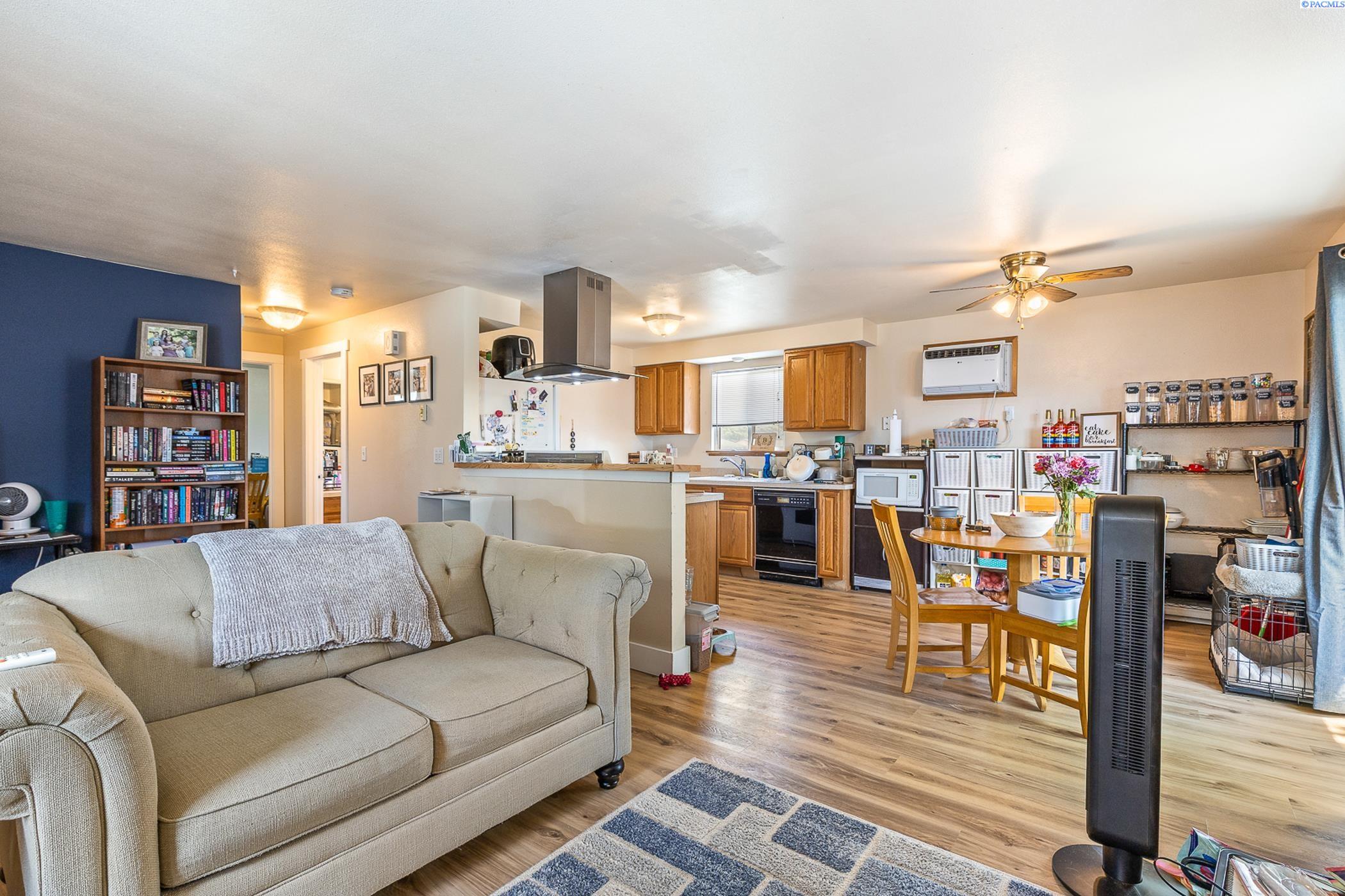 3604 W 5th Court