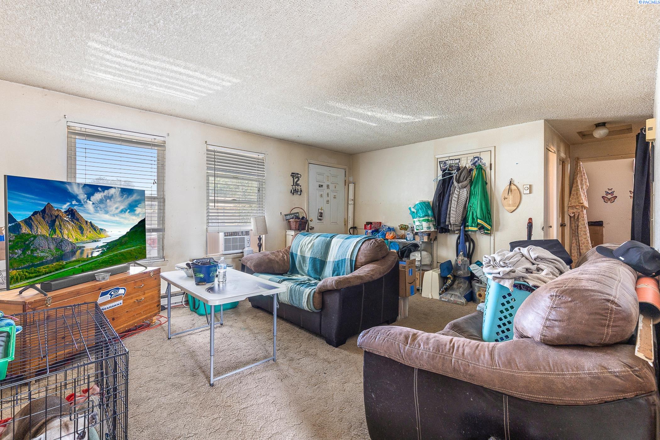 3604 W 5th Court