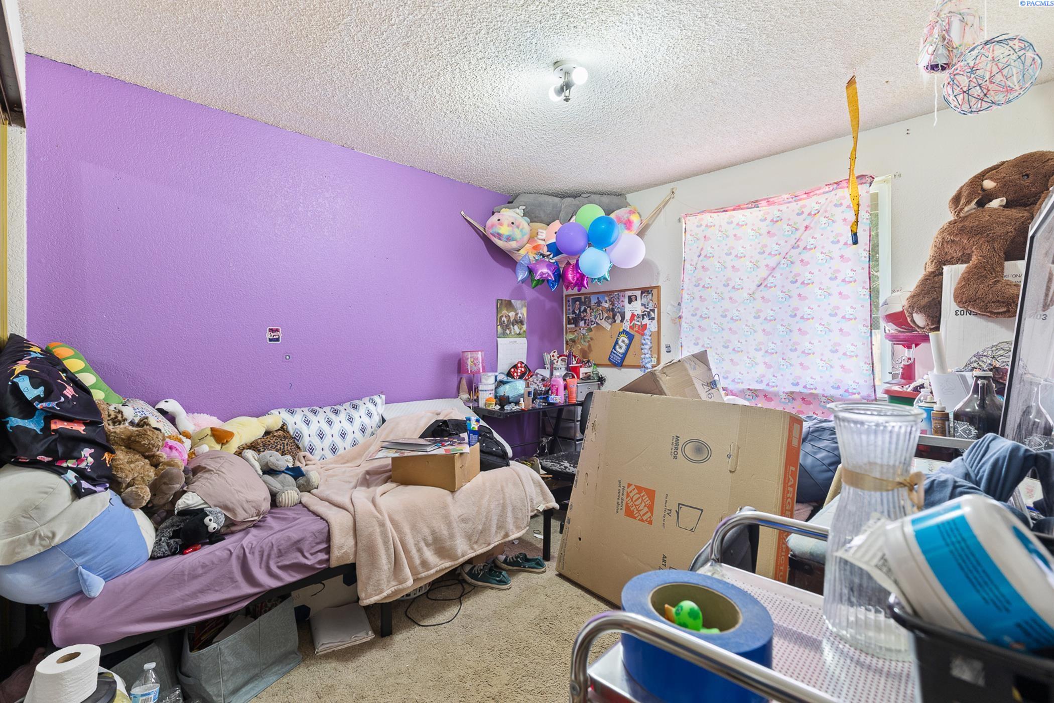 3604 W 5th Court