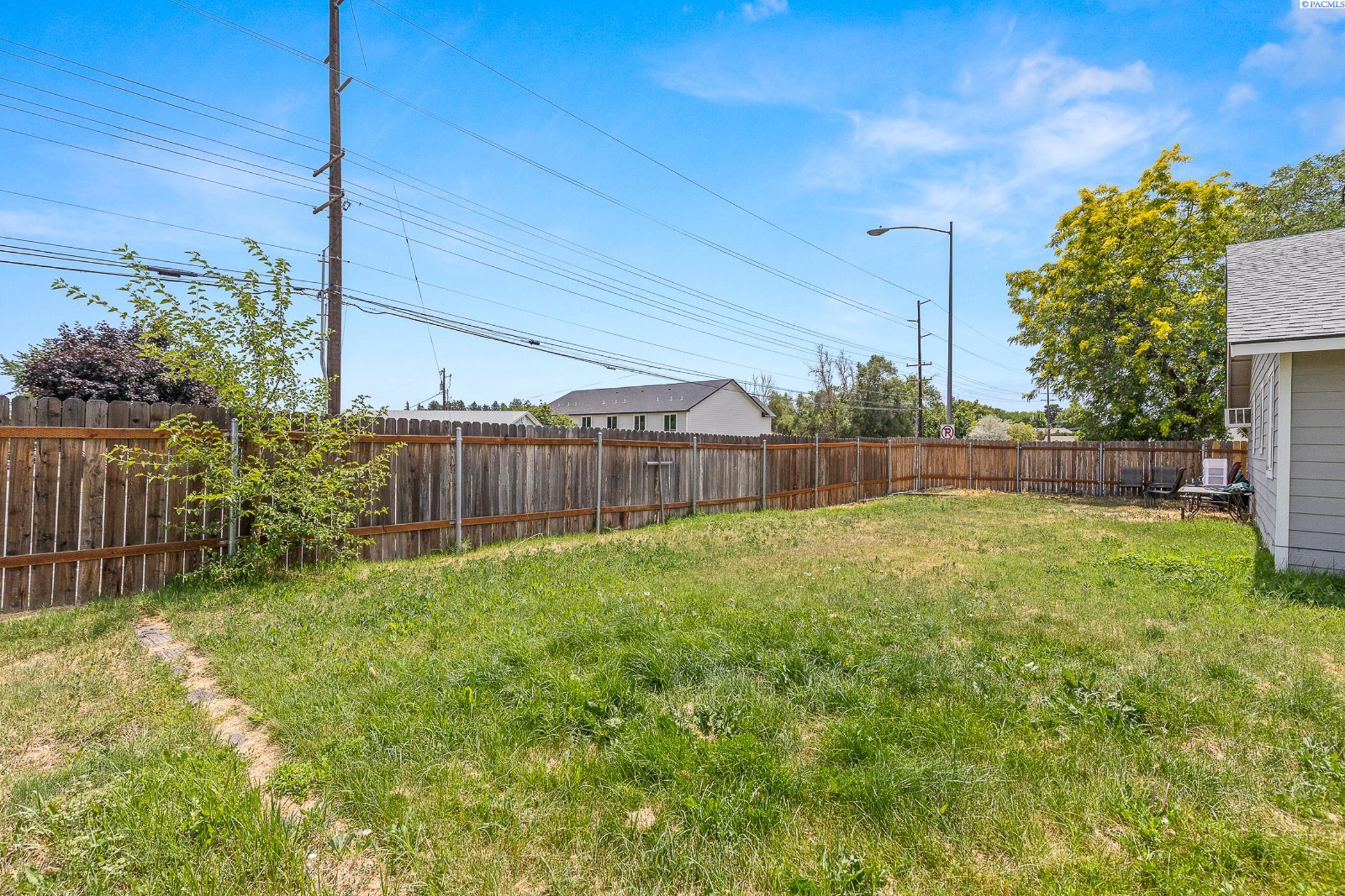 3604 W 5th Court