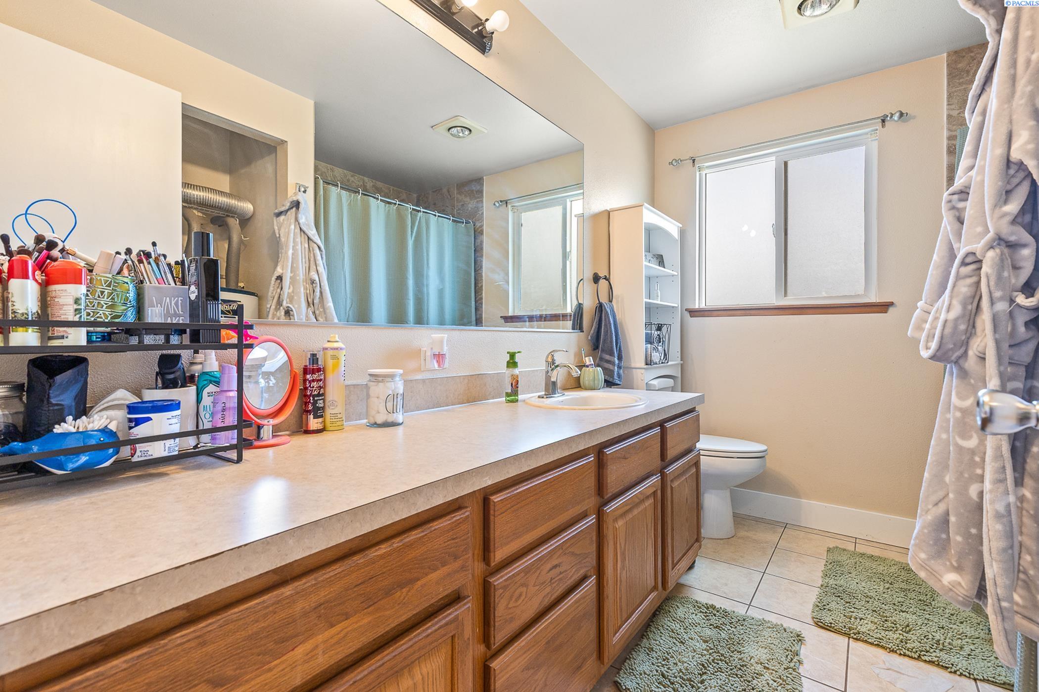 3604 W 5th Court