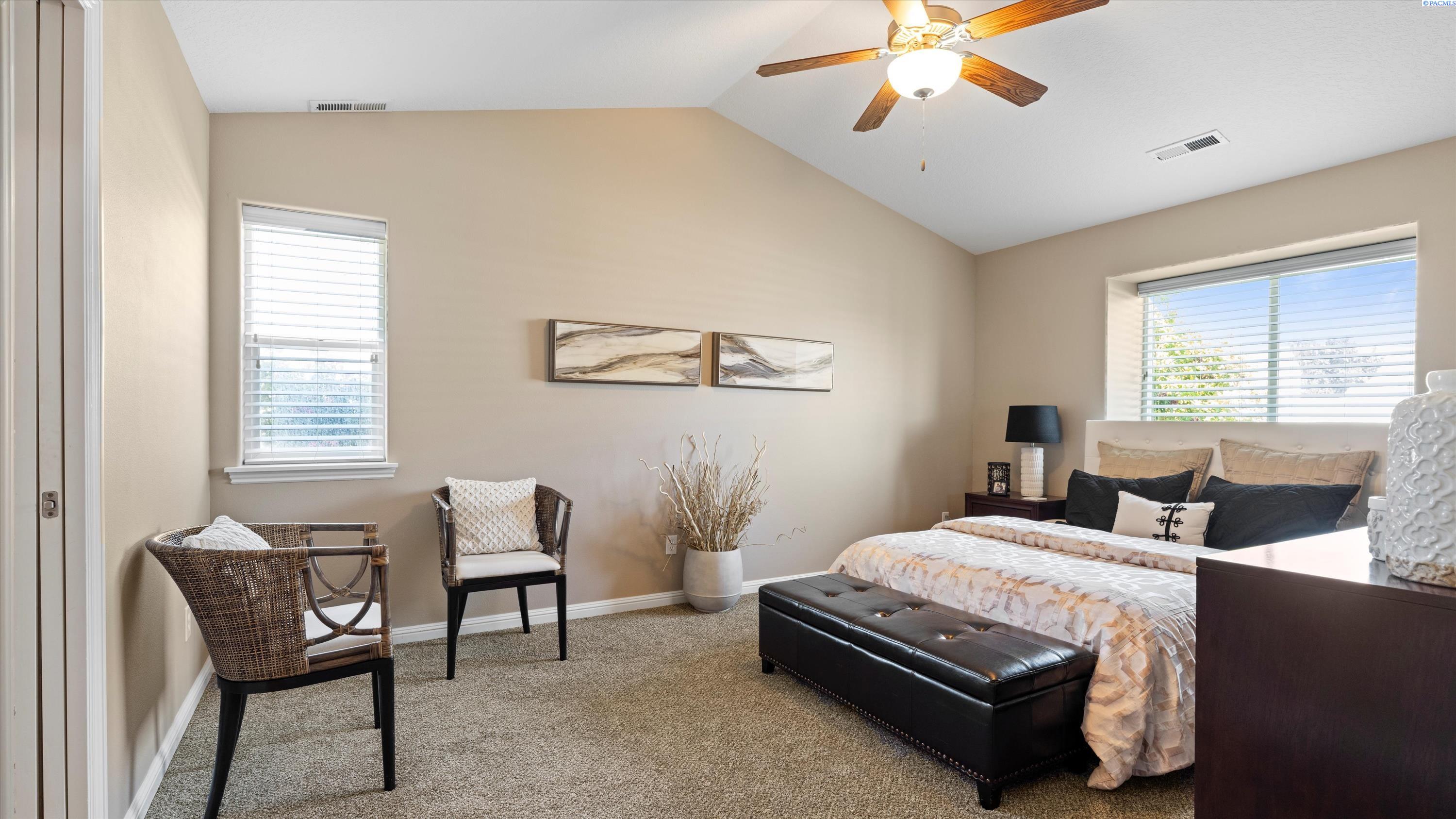 4403 Monterey Dr