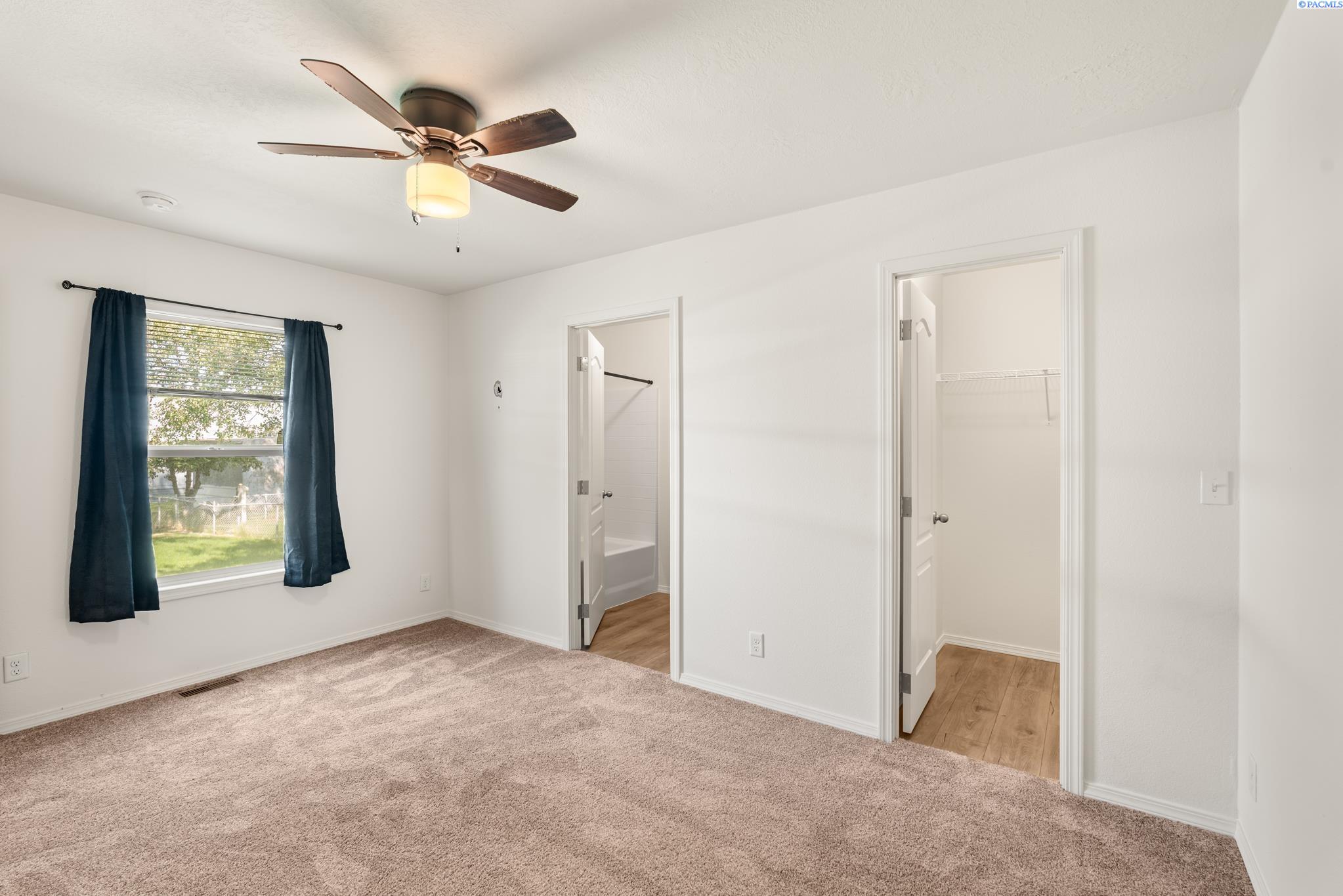 203106 E Bowles # 83