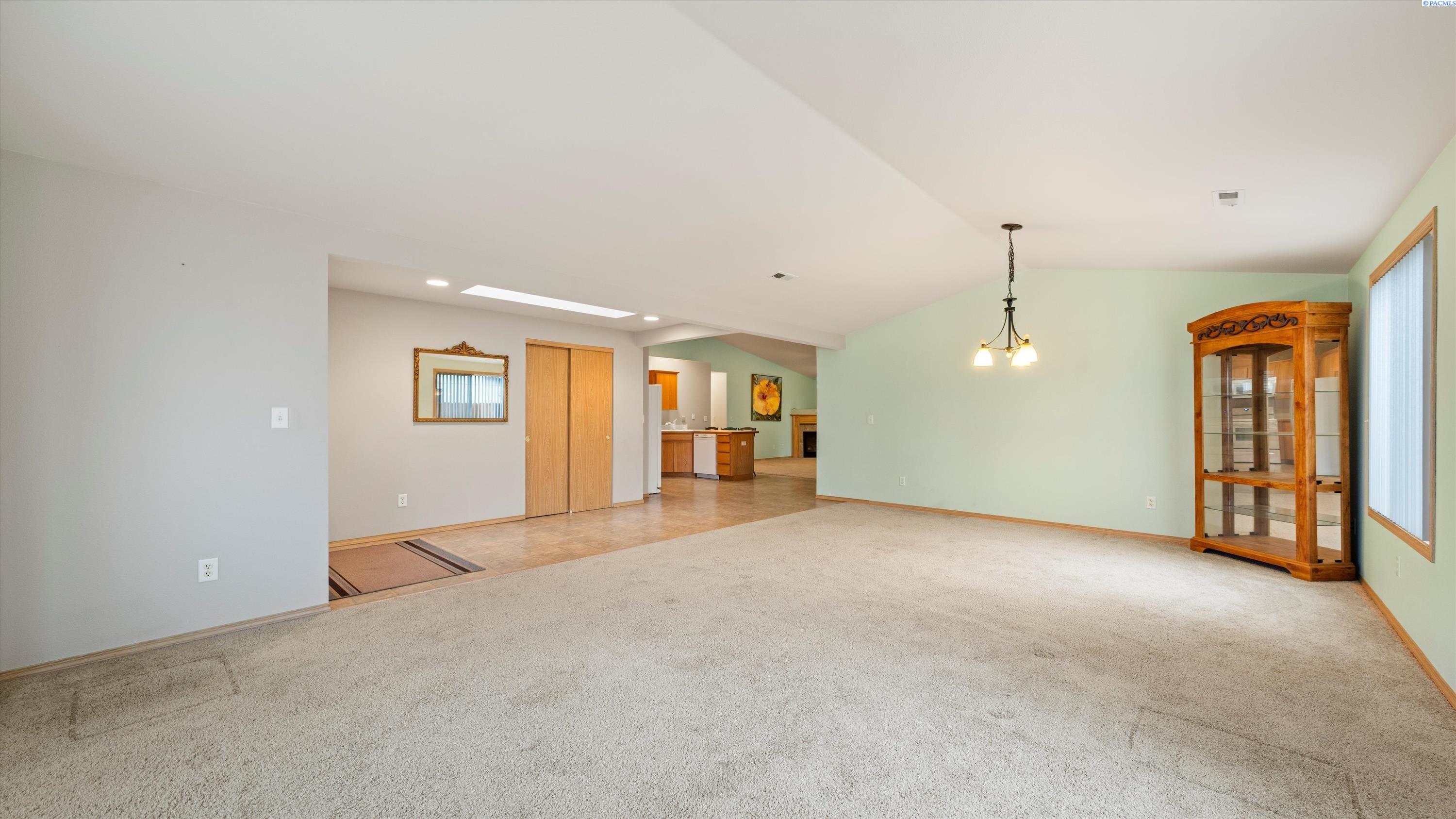 4602 Campolina Ln.