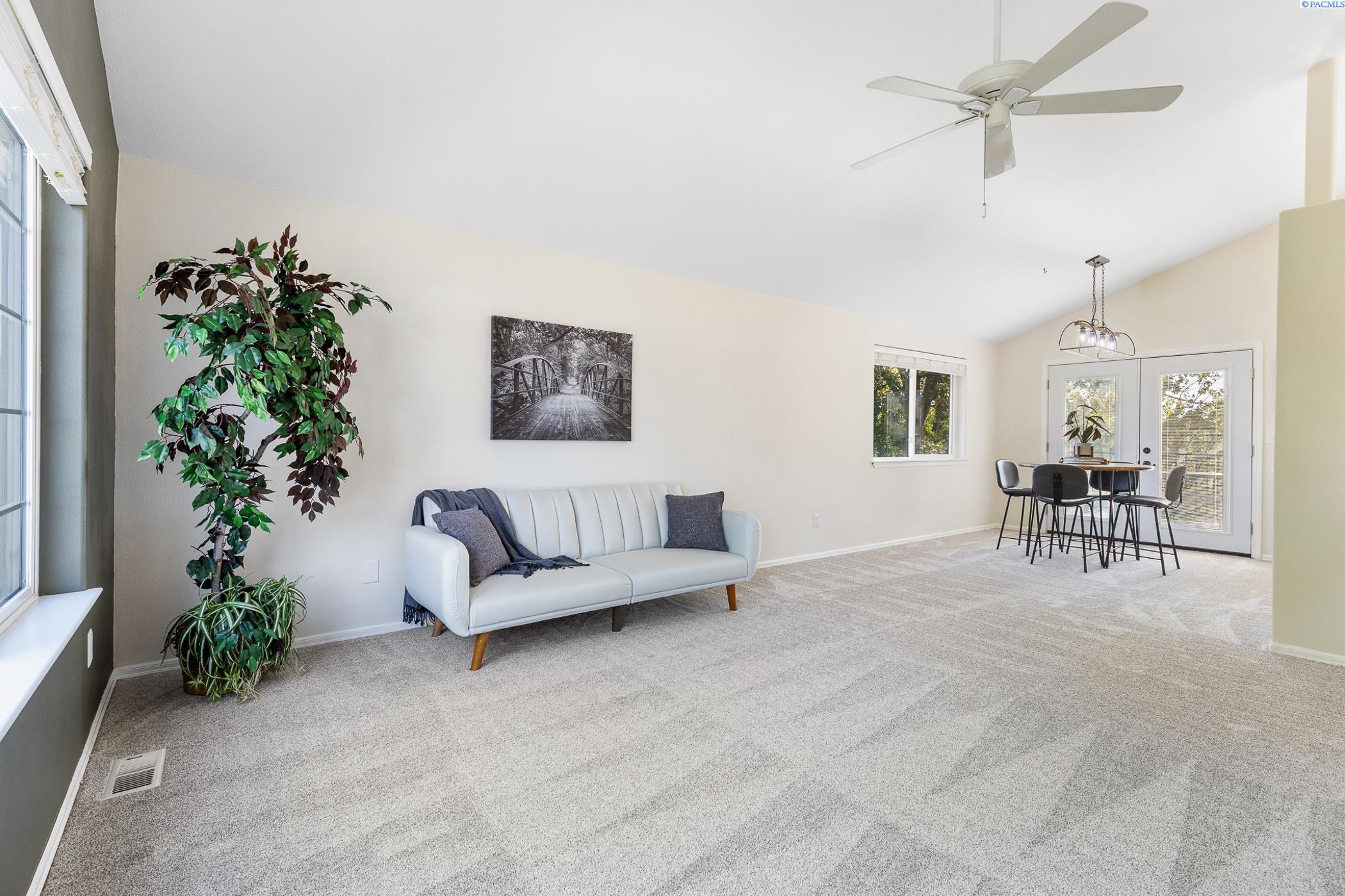 4410 Sahara Drive