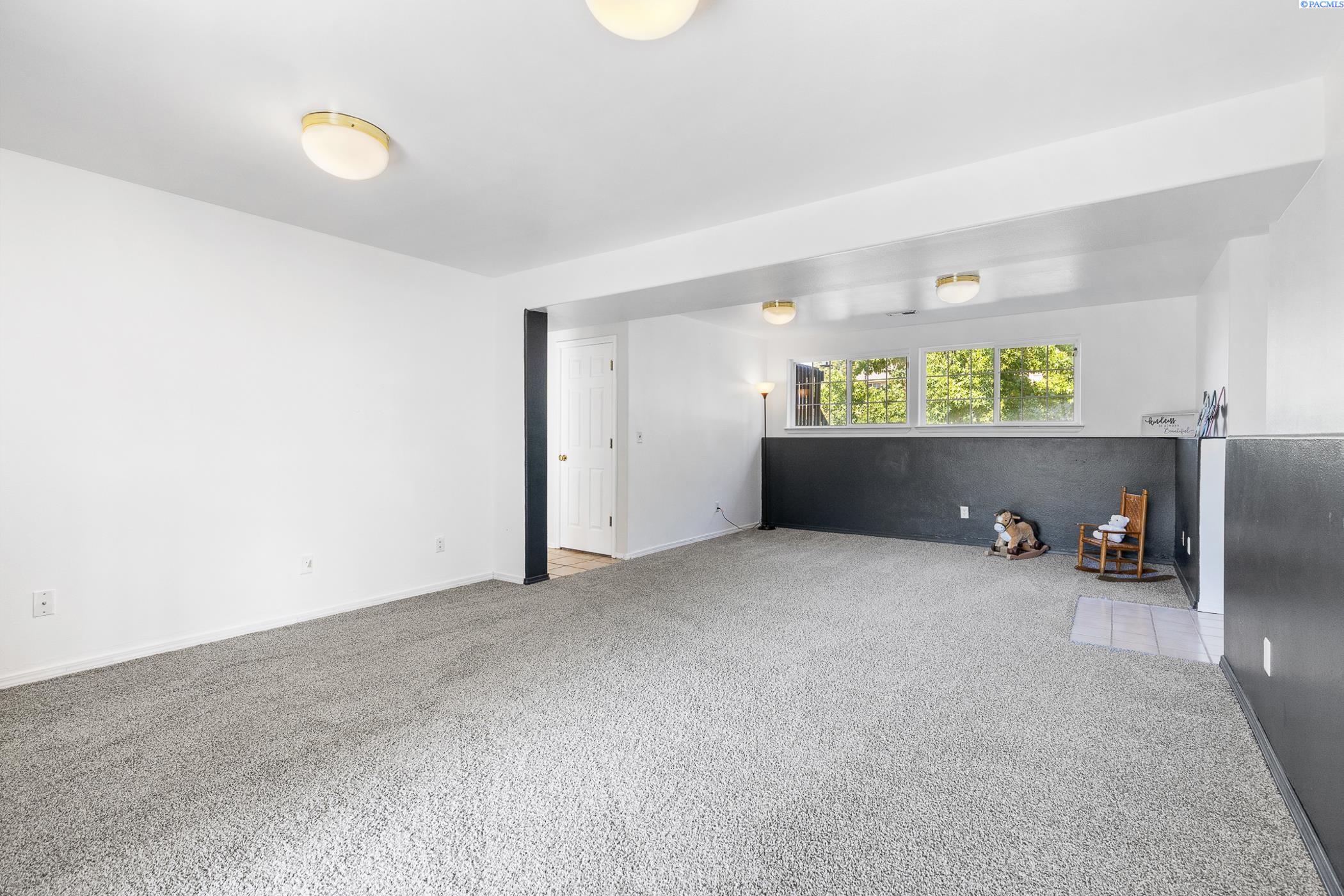 4410 Sahara Drive
