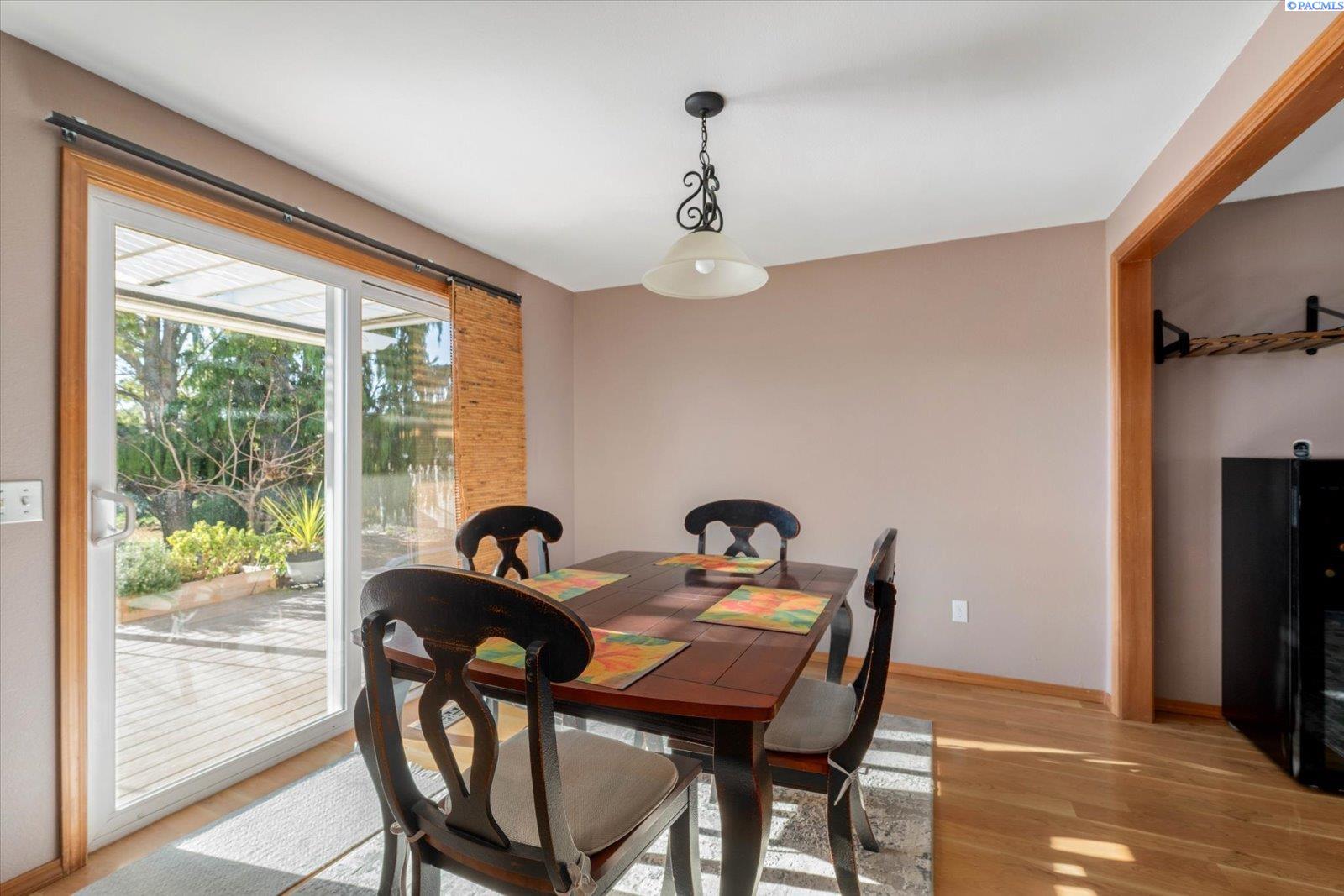 909 W 34th