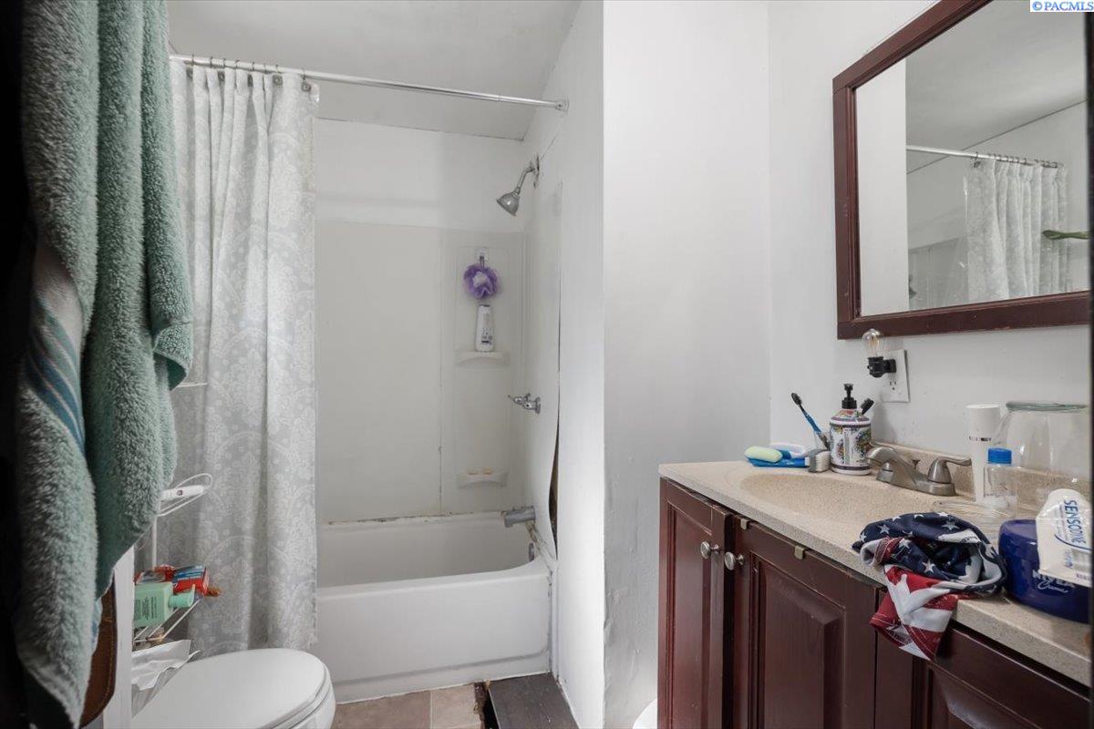 164901 W Old Inland HWY