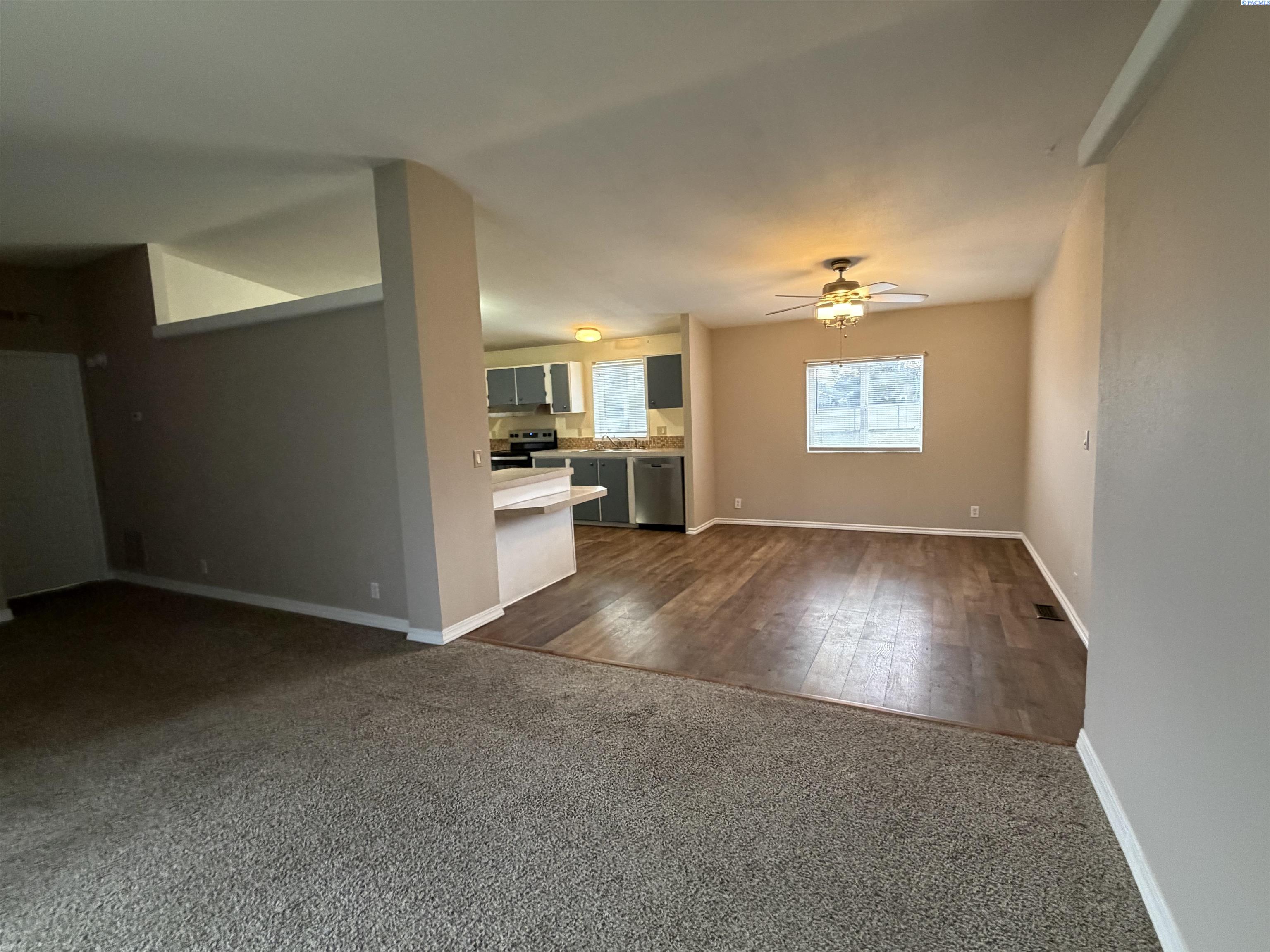 8204 W Ruby