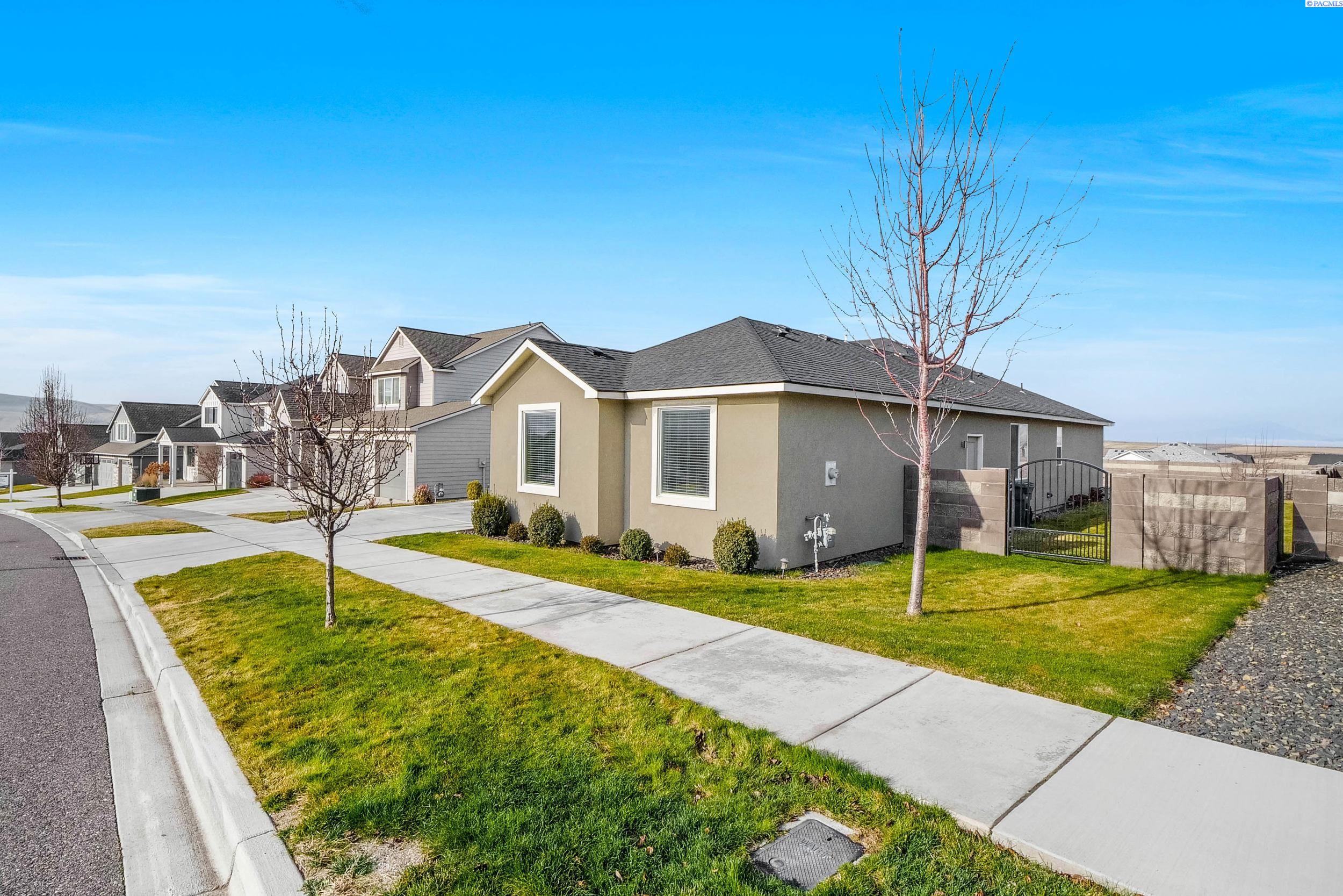 4936 Mcewan Dr
