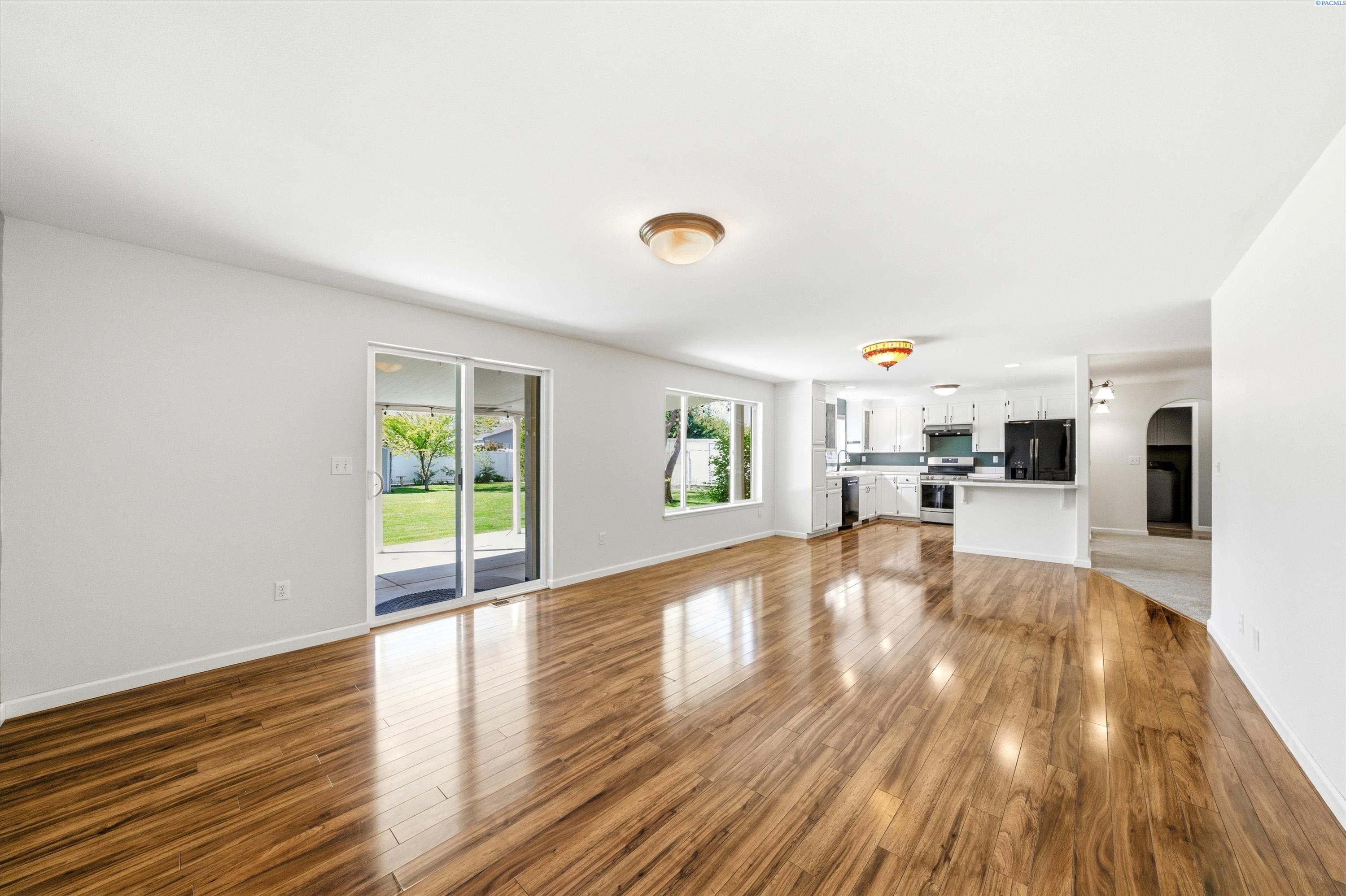 2303 W 19th Ave
