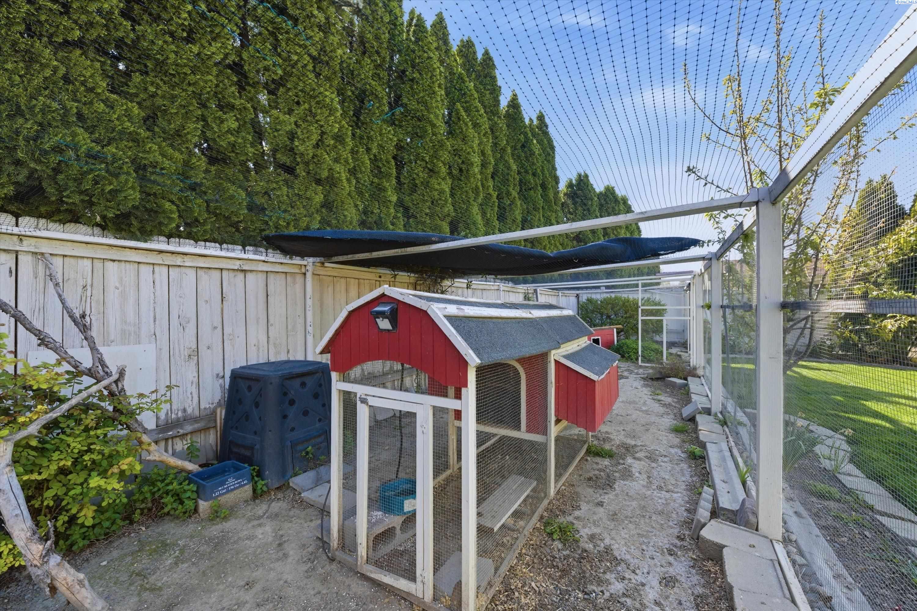 2303 W 19th Ave