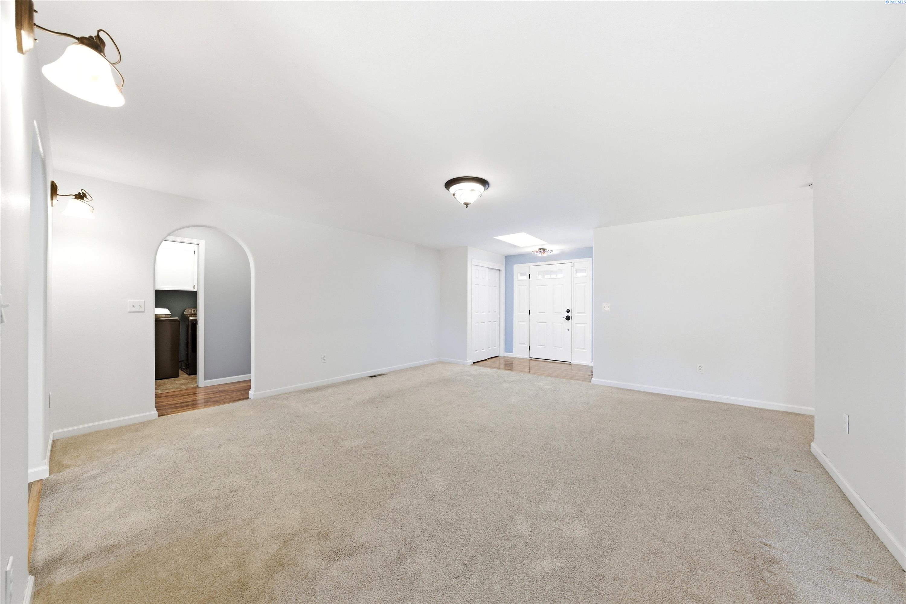 2303 W 19th Ave