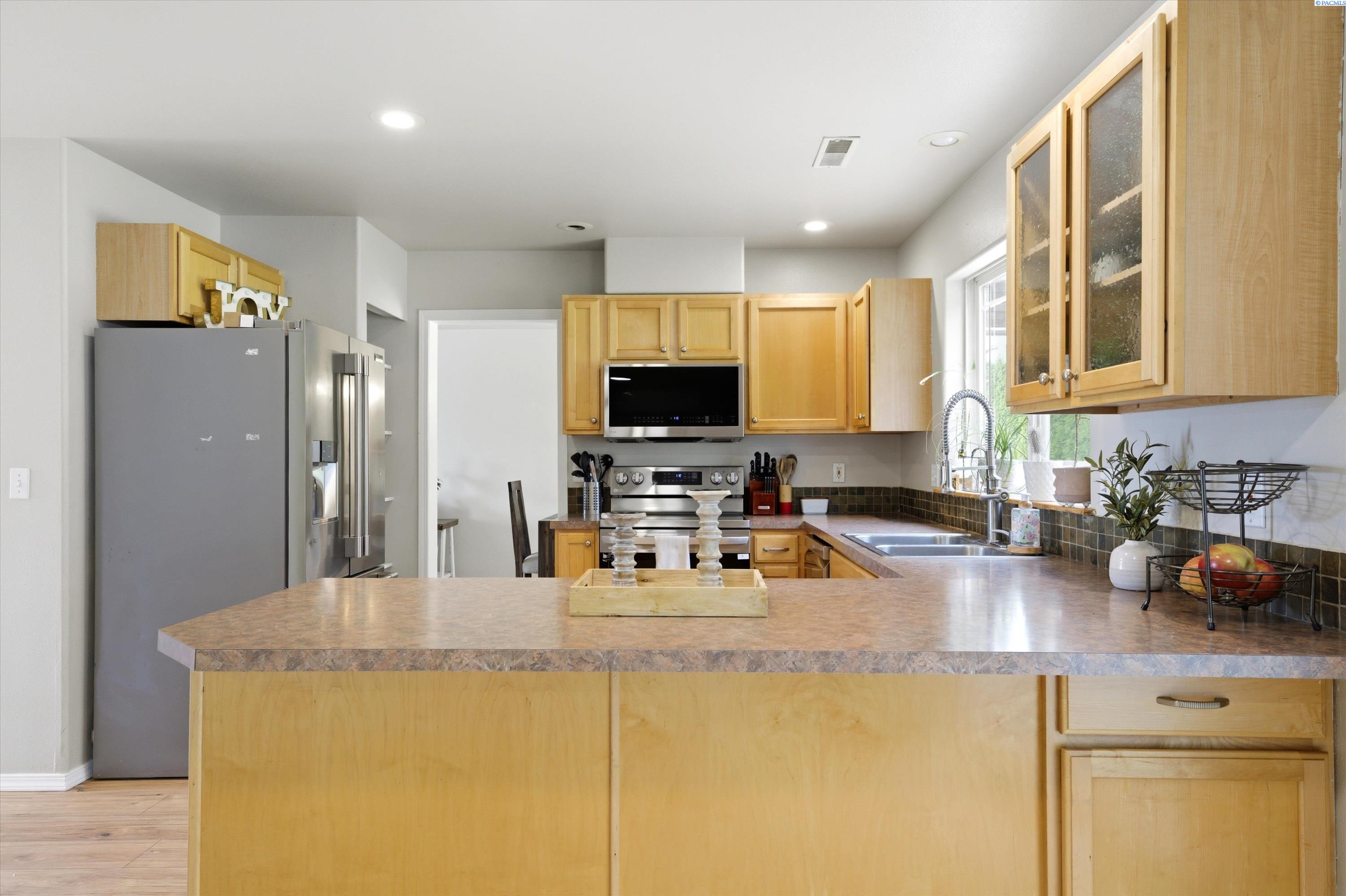 2004 W 28th Pl