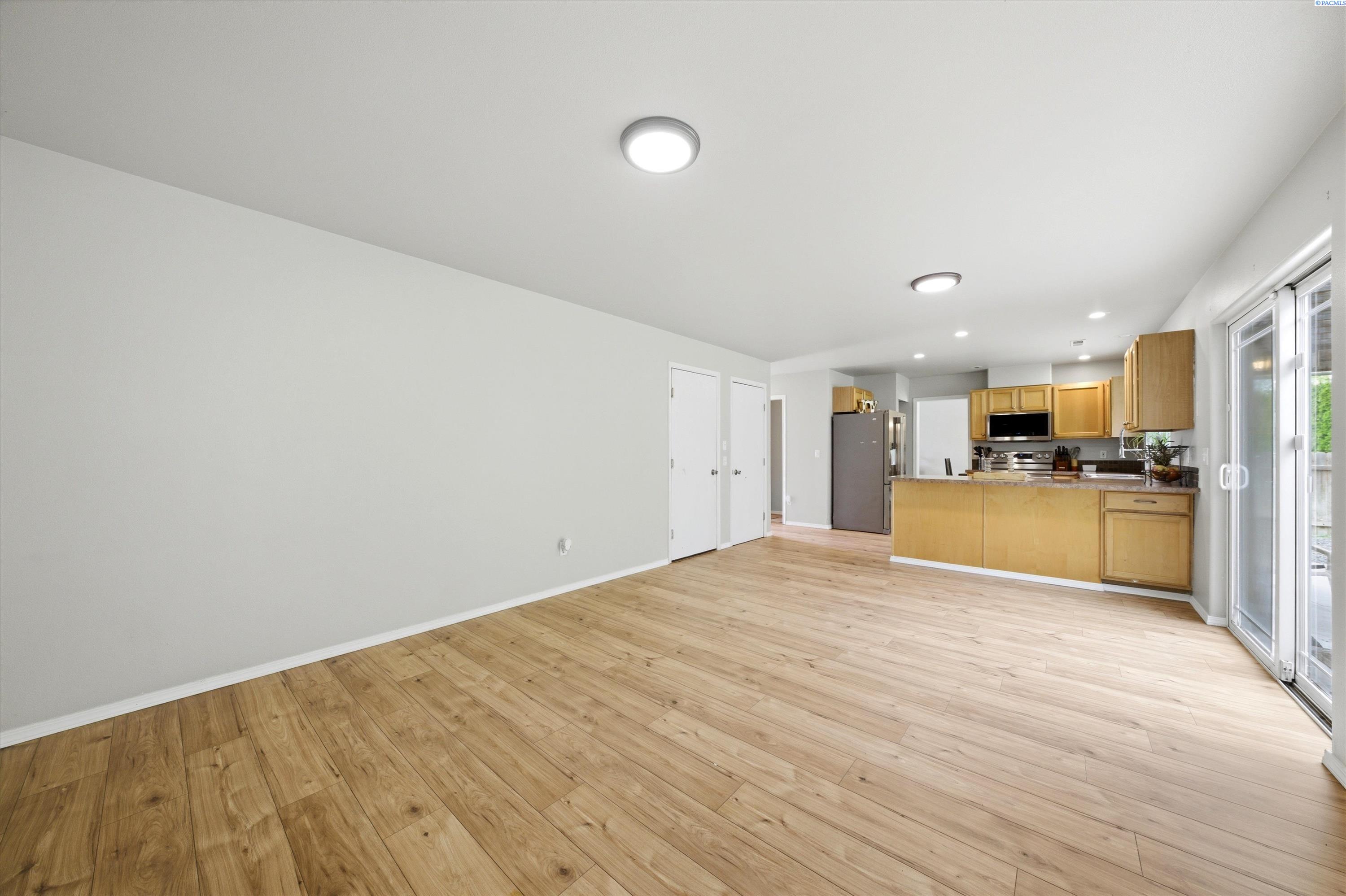 2004 W 28th Pl